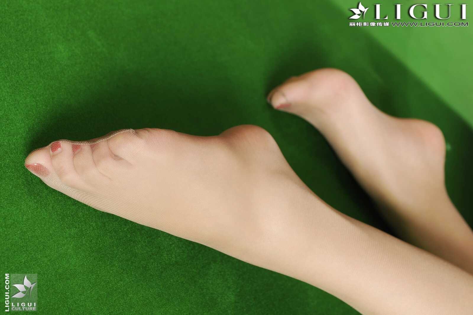 Model Cherry《台球女郎》 [丽柜LiGui] 美腿玉足写真第7张