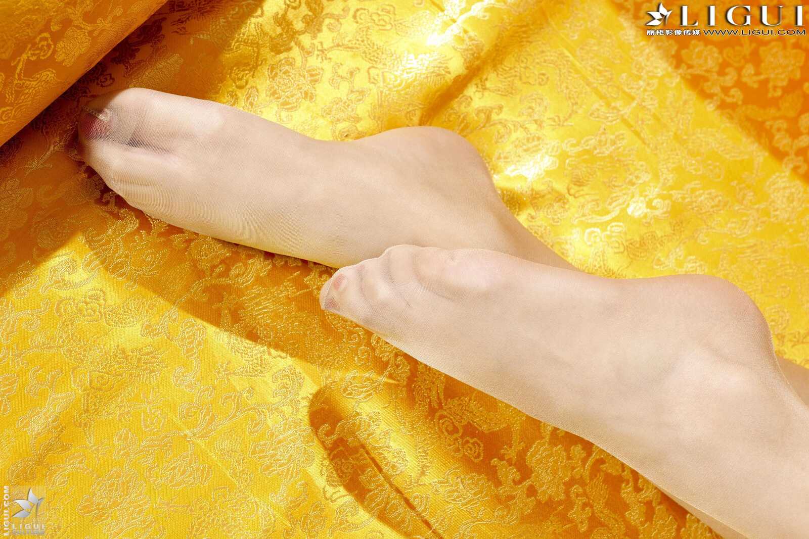 Model 司琪《古典和服睡衣丝足》 [丽柜LiGui] 美腿第1张