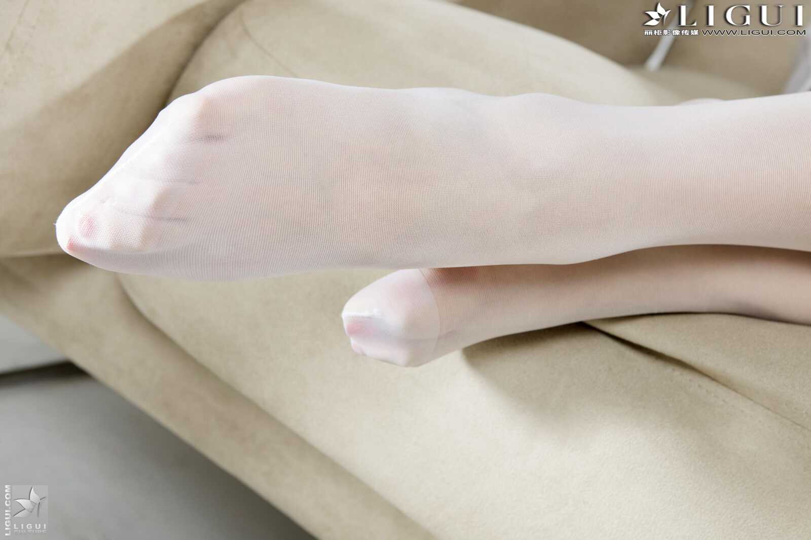 Model 司琪《白丝护士》 [丽柜贵足LiGui] 美腿丝足第1张