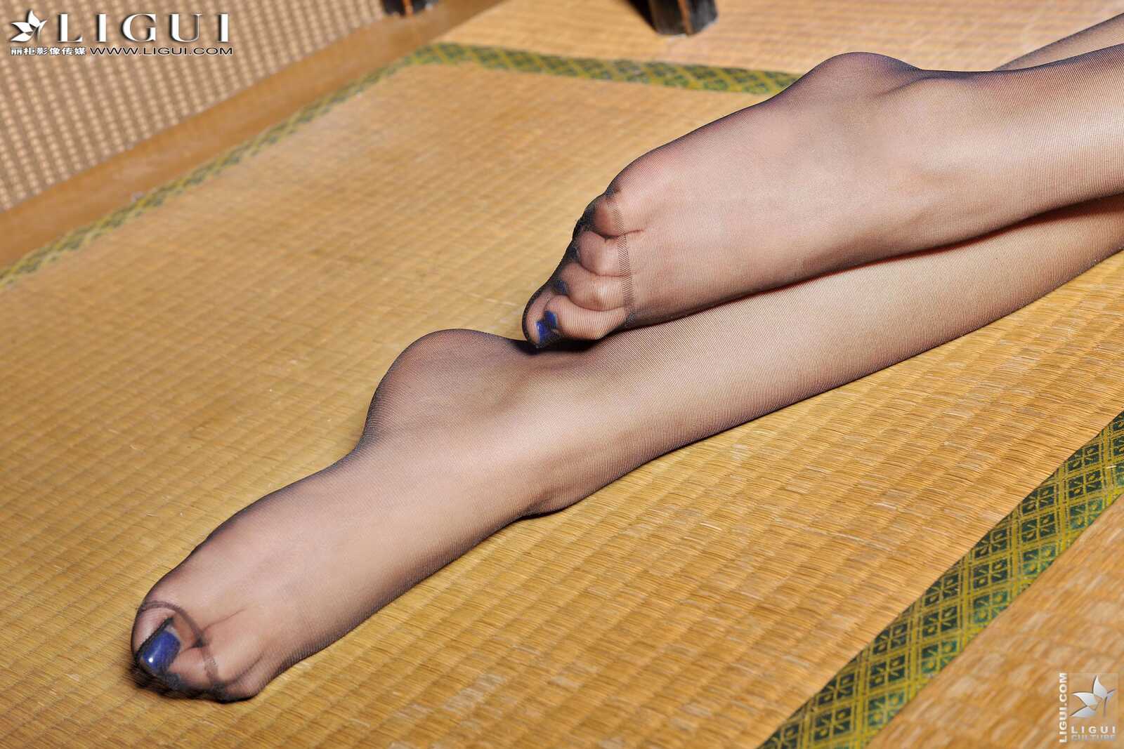 [丽柜贵足LiGui] Model 司琪《黑丝高跟女神》美腿丝第1张