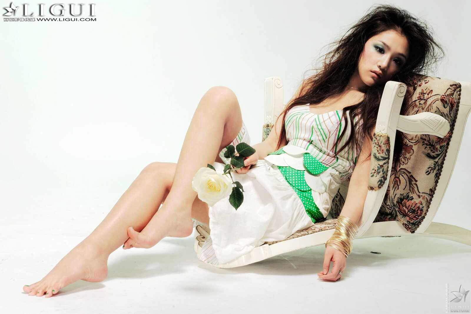 [丽柜贵足LiGui] Model 张静研《时尚美足》美腿丝足第7张