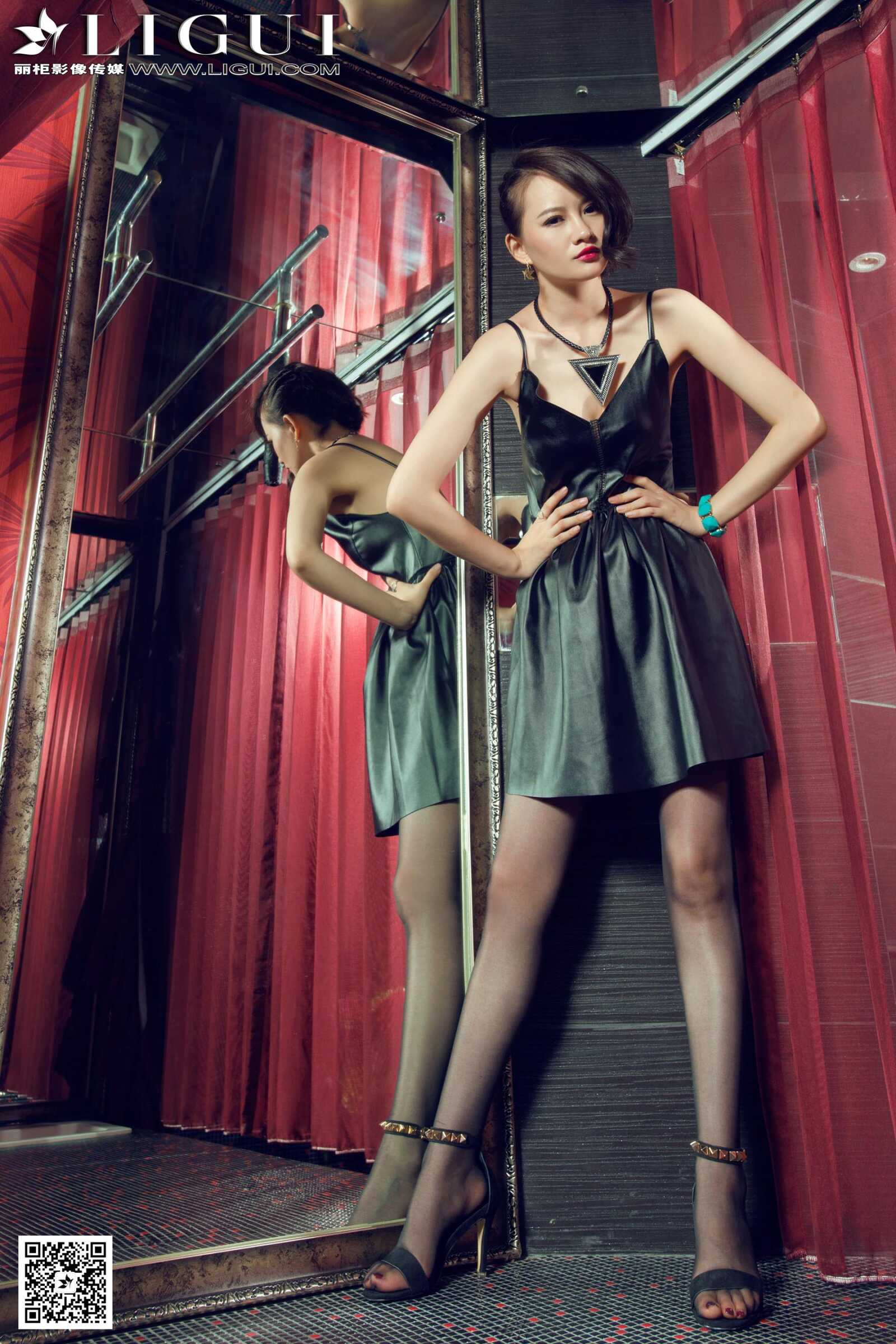 Model AMY《吊带裙黑丝高跟女郎》 [丽柜LiGui] 美腿第1张
