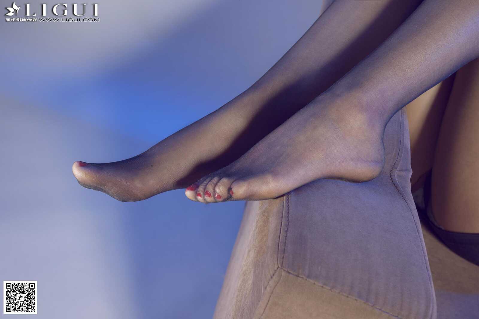 Model 佳怡《灰丝高跟秘书》上下全集 [丽柜LiGui第6张