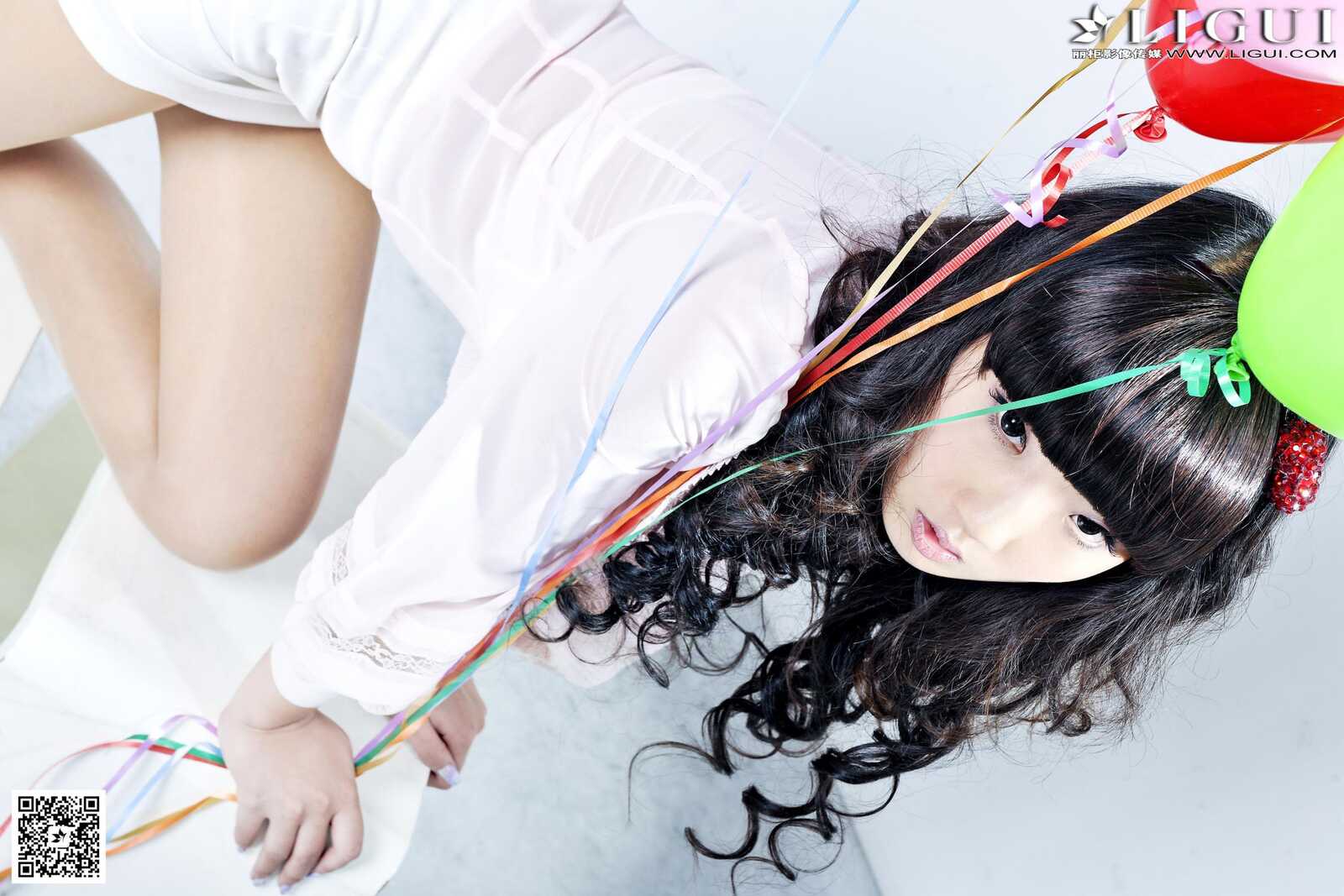 [丽柜LiGui] Model 司琪《气球少女丝足》美腿玉足写第8张
