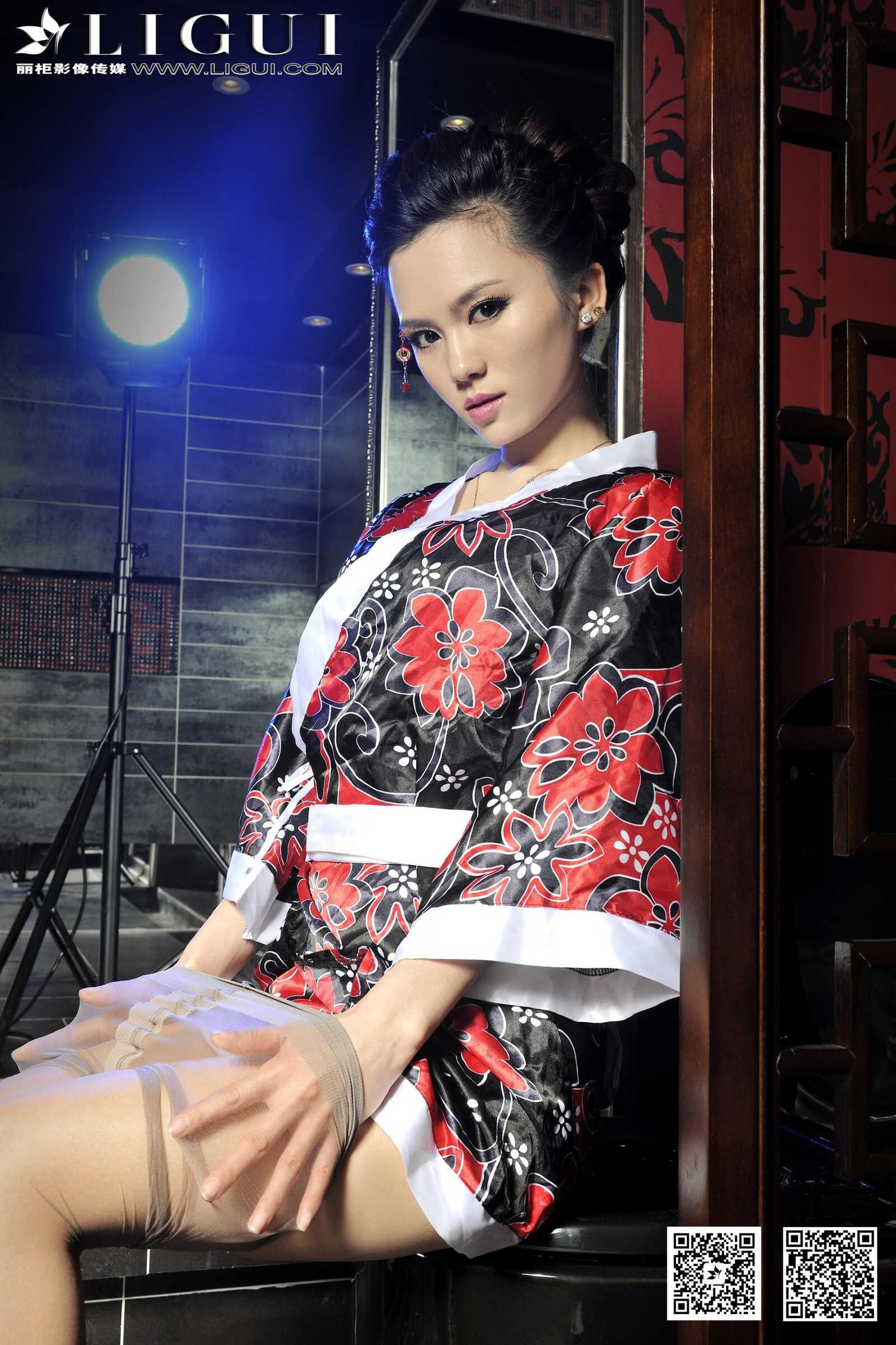 Model 安娜《古典和服美人丝足》 [丽柜LiGui] 美腿第3张