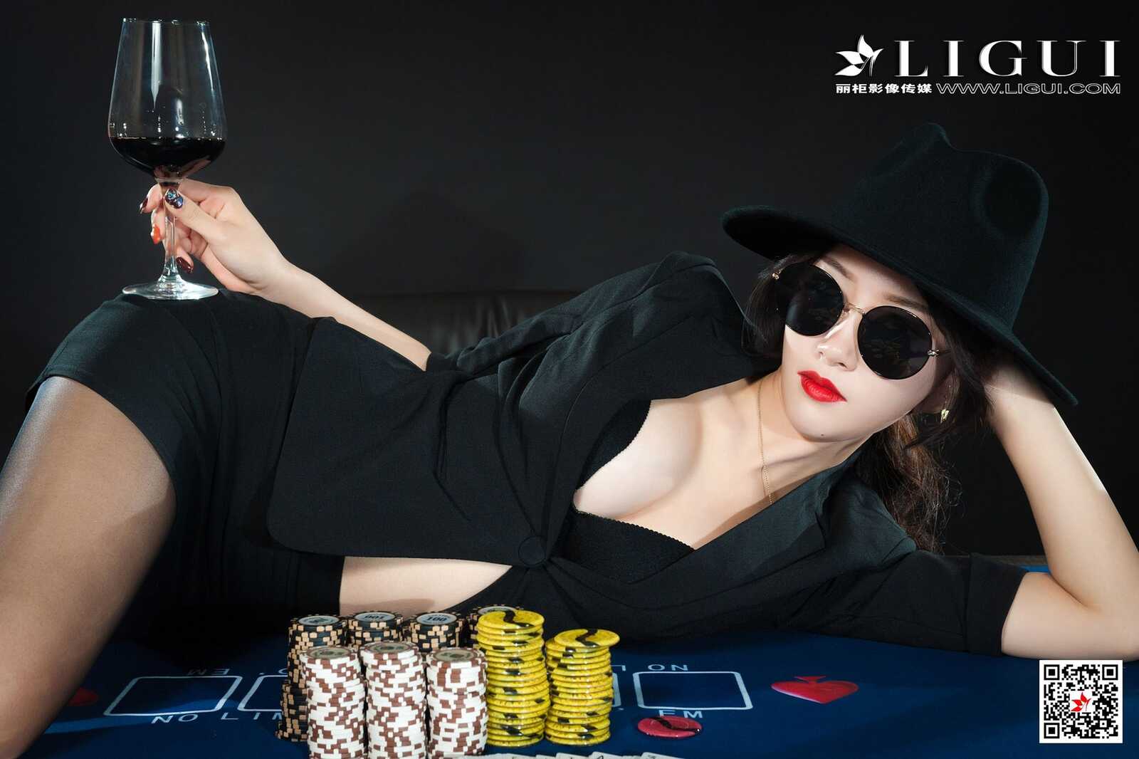 腿模筱筱《赌场黑丝女王》 [丽柜Ligui] 写真集第12张
