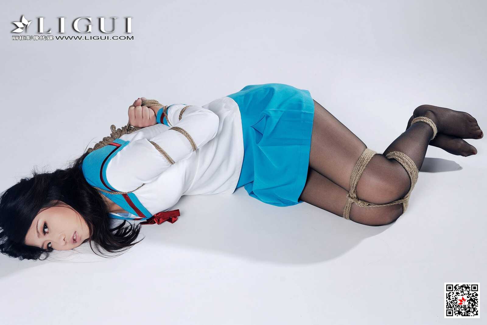 Model 幽幽《制服黑丝捆绑》 [丽柜美束Ligui] 写真第1张