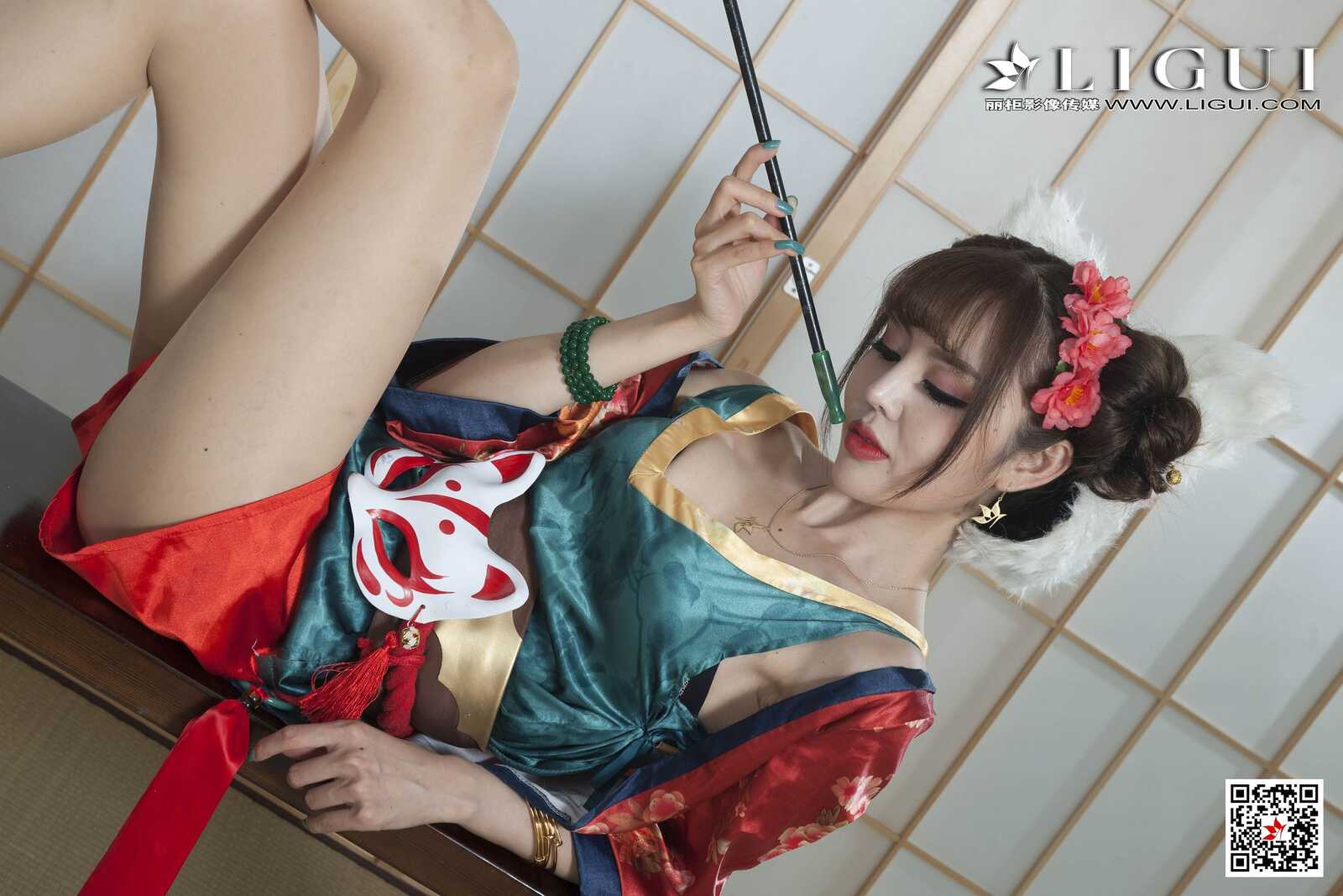 Model 凉儿《古典玉足》 [丽柜Ligui] 写真集第1张