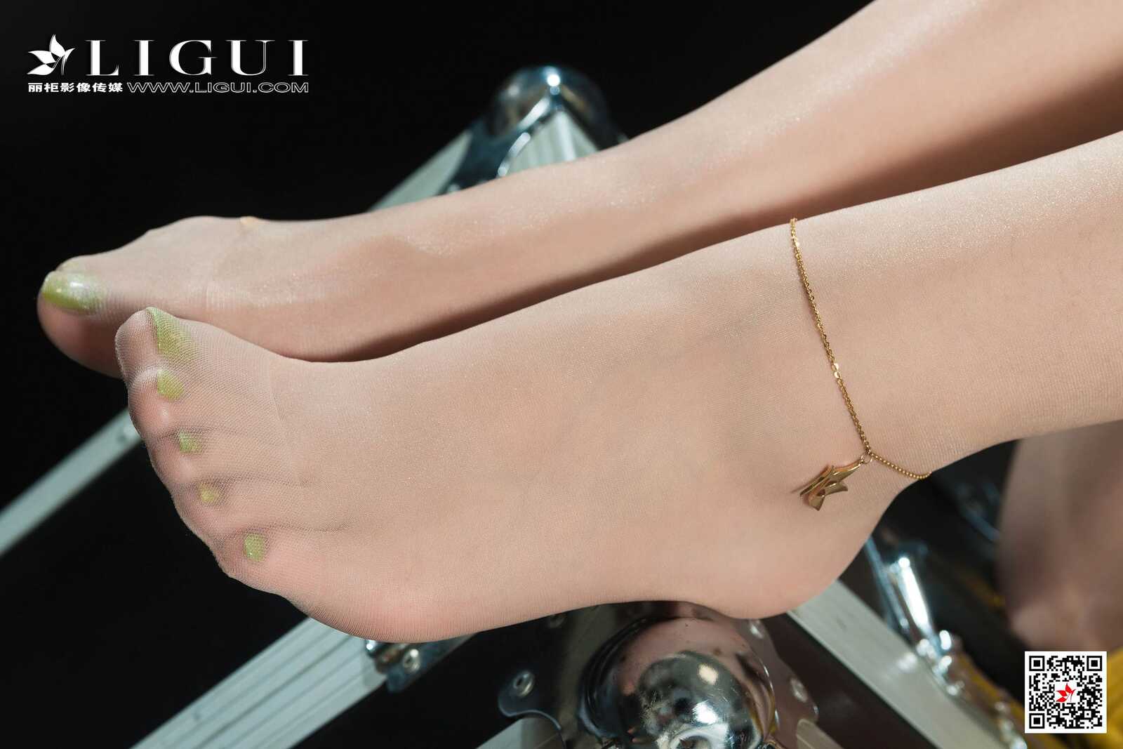 Model 安娜《致敬迈克尔杰克逊》 [丽柜Ligui] 写真第5张