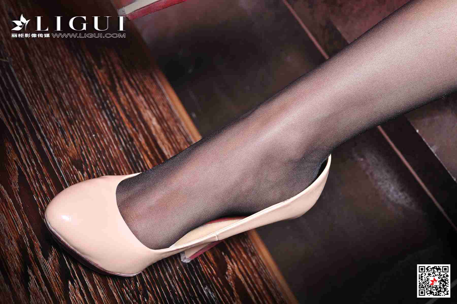 [Ligui丽柜] 2020.11.01 网络丽人 Model 可馨 在线浏览第1张