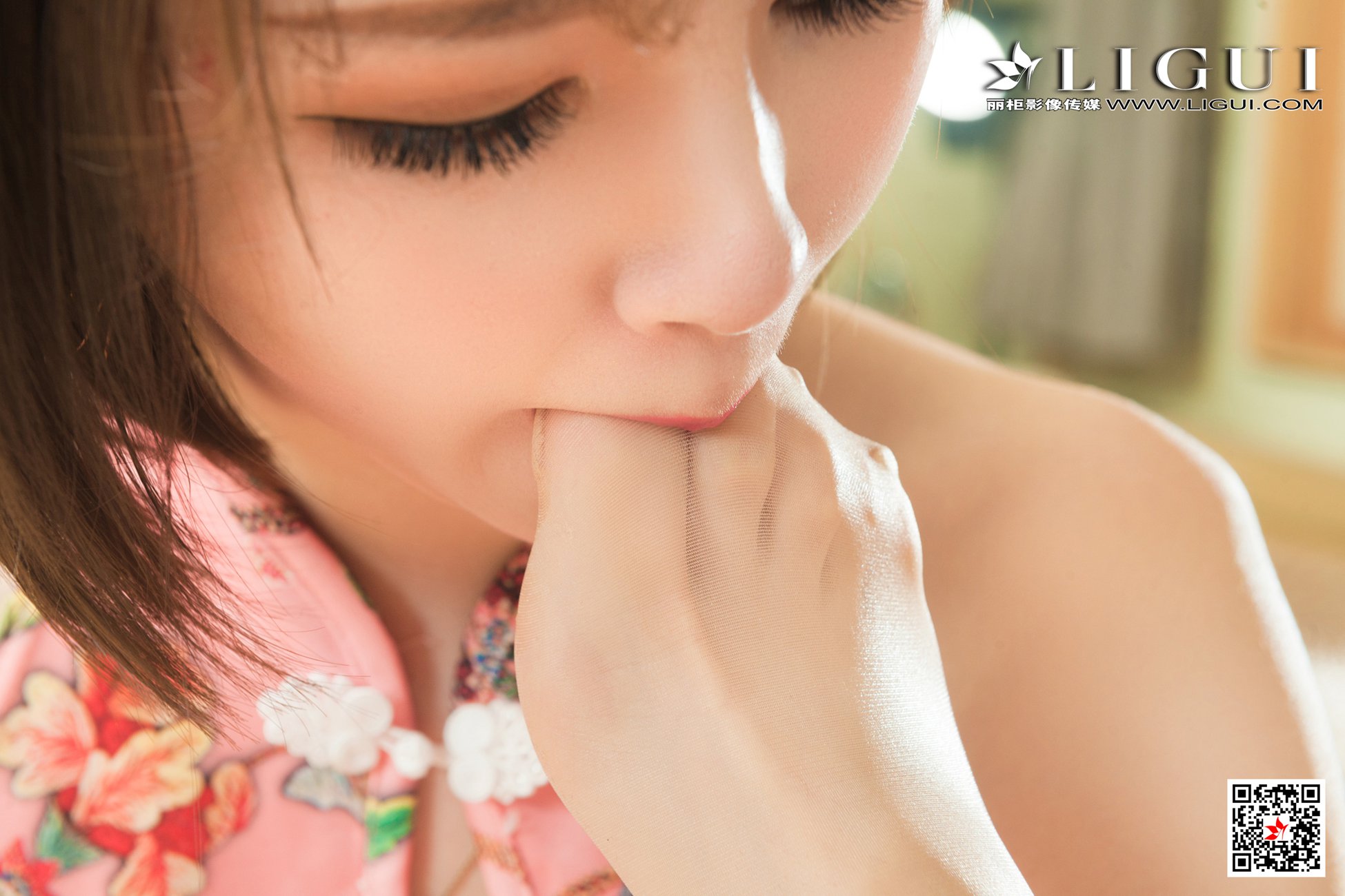 [Ligui丽柜]网络丽人 2021.05.28 Model《双生花-并蒂甜第15张