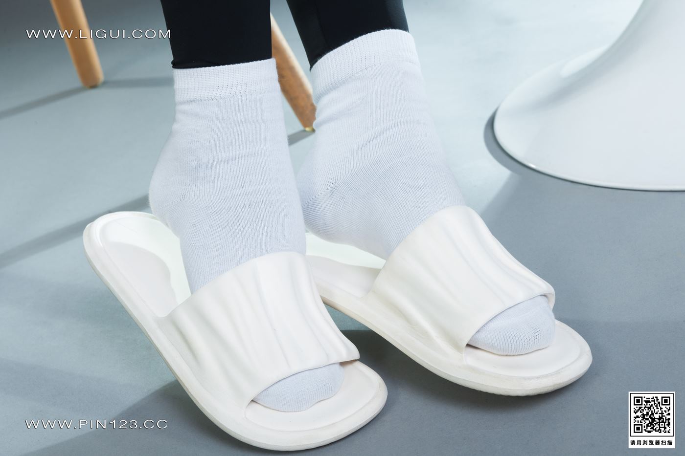 [Ligui丽柜]2022.10.10 受伤的欲足 钟情第11张