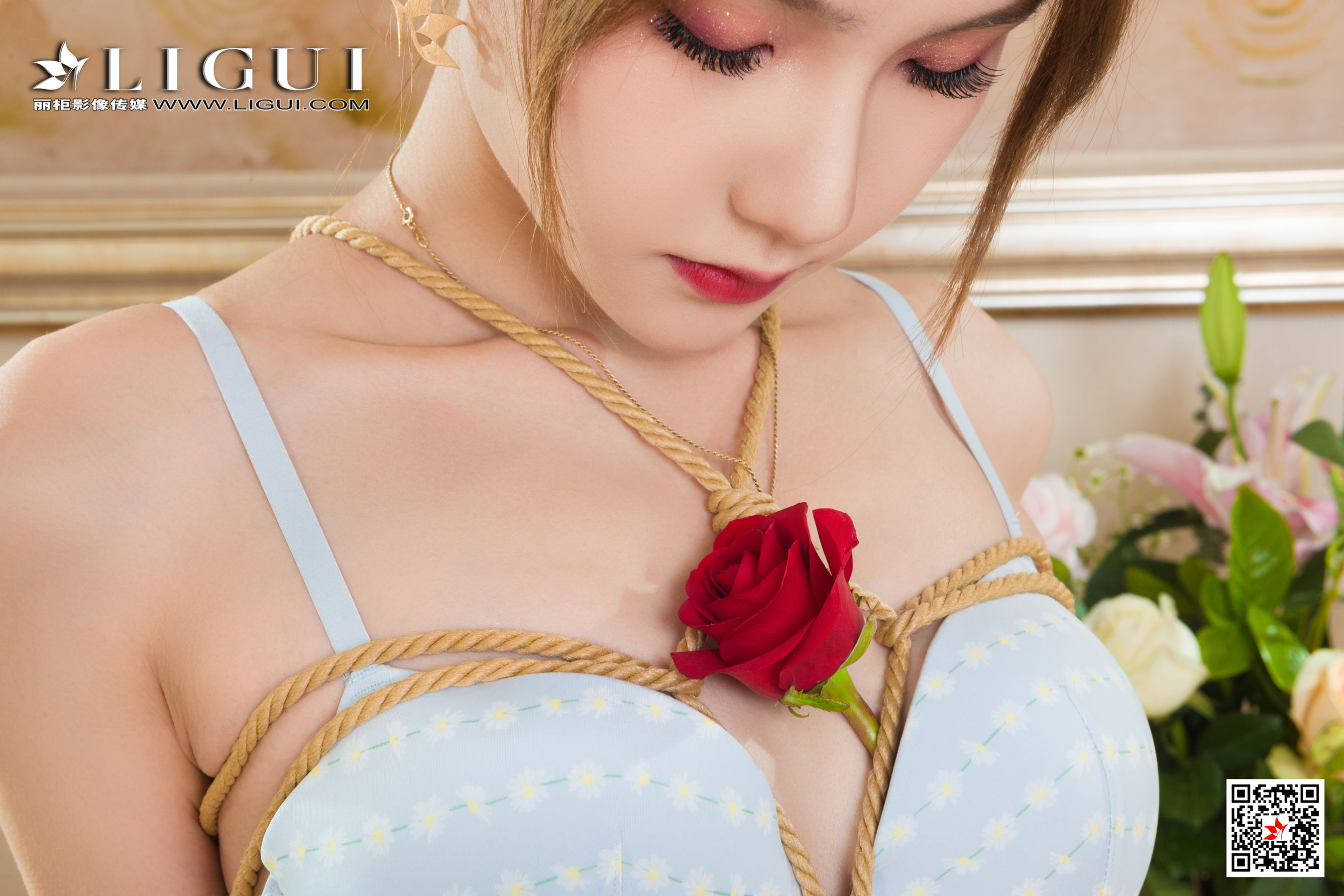 [丽柜Ligui] 网络丽人 Model 心心 《龟缚花蕊》 写真套图第16张