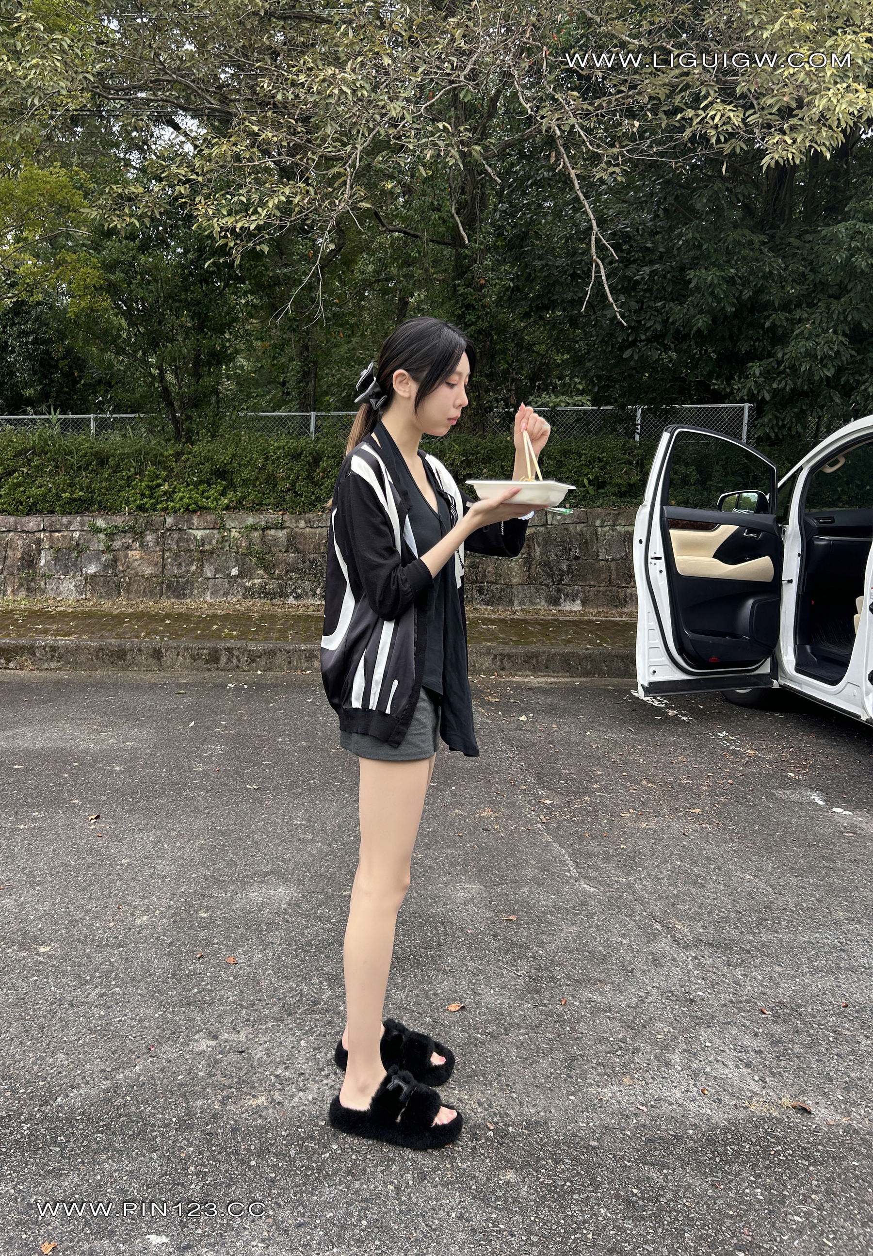 [Ligui丽柜] 2024.11.14《兔子日本旅拍花絮图片》兔子第3张