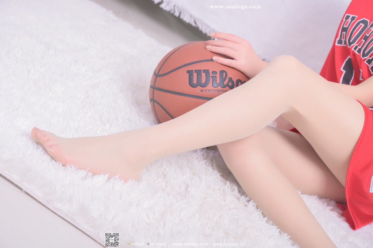 [SSA丝社]超清写真 NO.325 素素小解解放假在家穿丝袜陪你玩篮球(下)[127P]第22张
