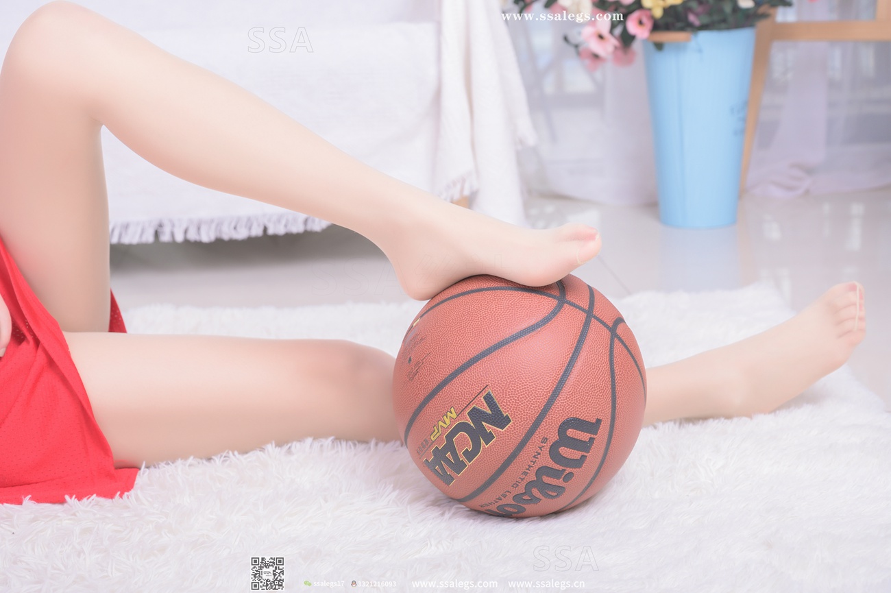 [SSA丝社]超清写真 NO.325 素素小解解放假在家穿丝袜陪你玩篮球(下)[127P]第5张