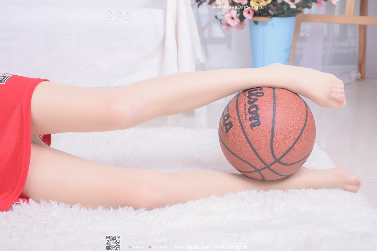 [SSA丝社]超清写真 NO.325 素素小解解放假在家穿丝袜陪你玩篮球(下)[127P]第6张
