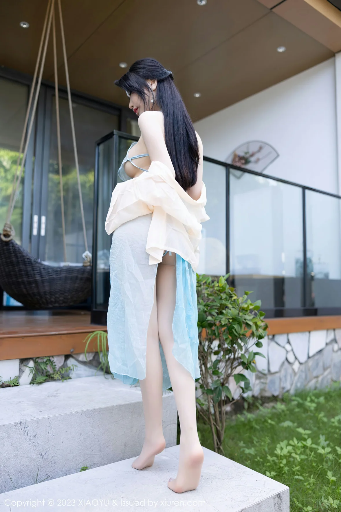  XIAOYU 语画界 Vol.1057 Cherry樱桃酱 淡蓝色古装杭州旅拍 [82P]第6张