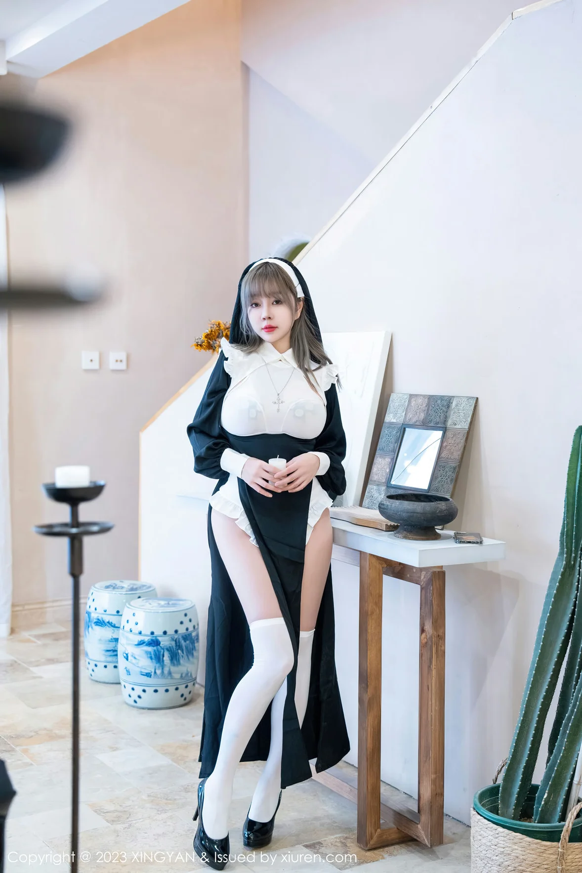  星颜社 Vol.187 王雨纯 性感黑色修女性感写真 [76P]第1张