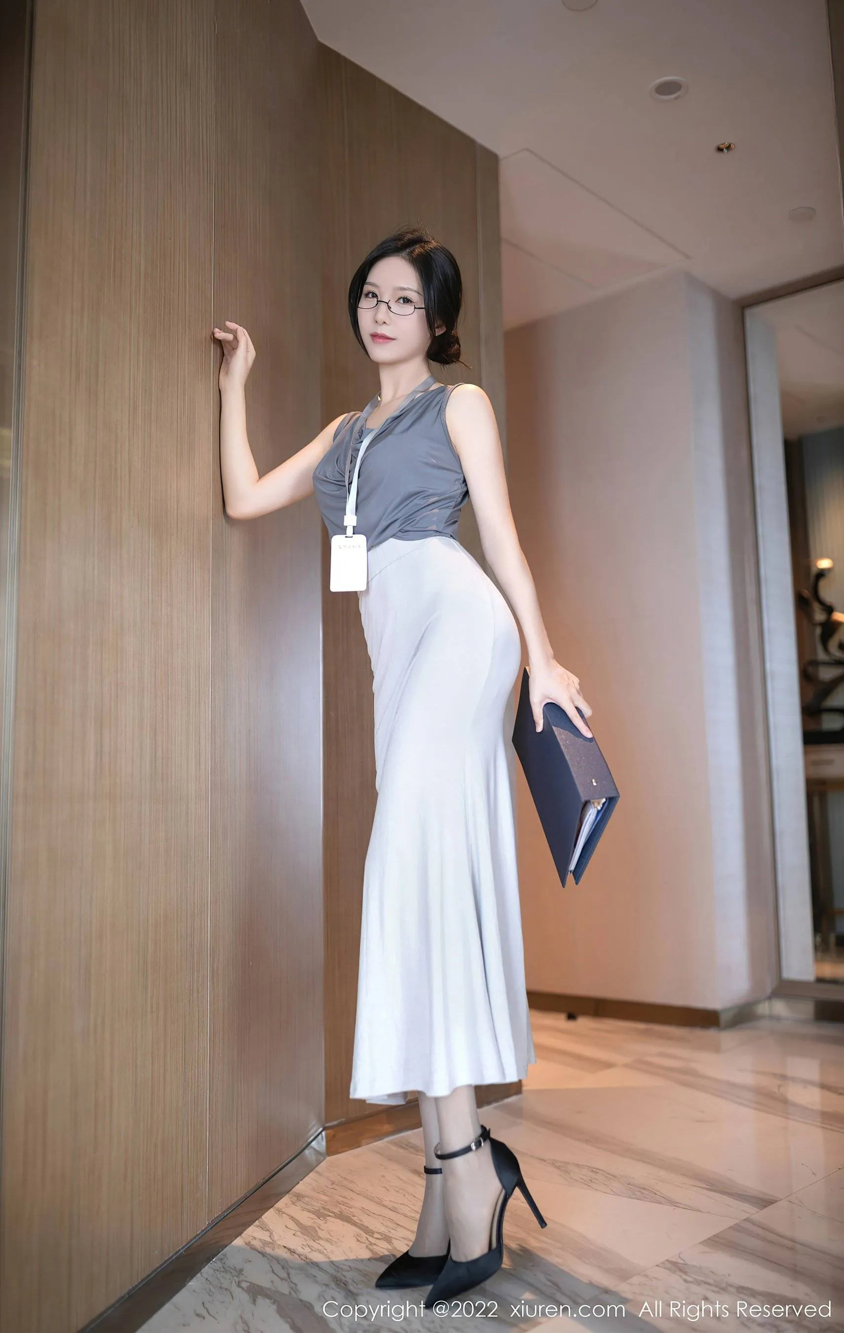  秀人网 No.5900 利世 丝袜长裙第18张