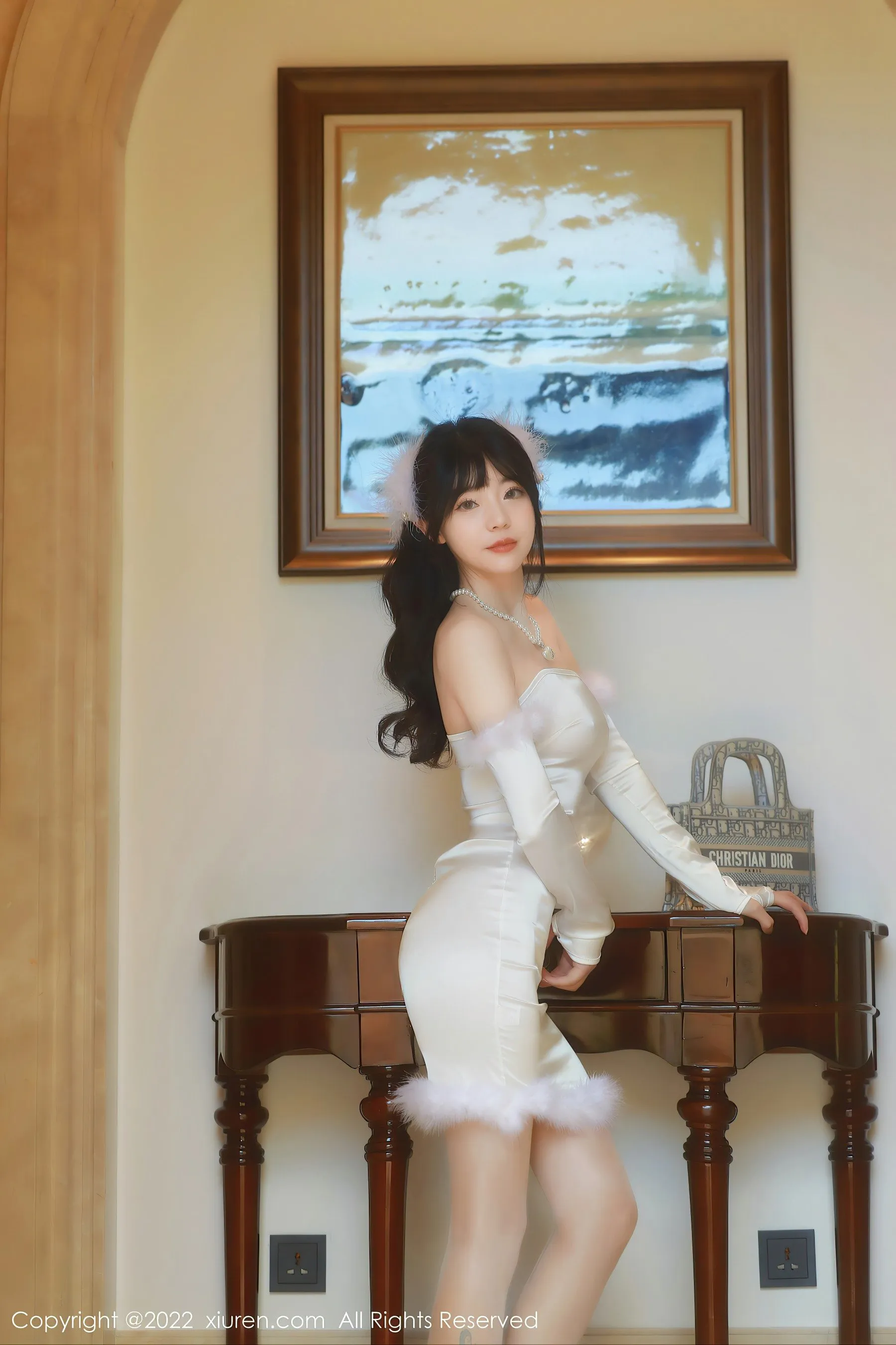  秀人网 No.4645 佘贝拉Bella 连衣短裙嫩模海南岛旅拍第2张