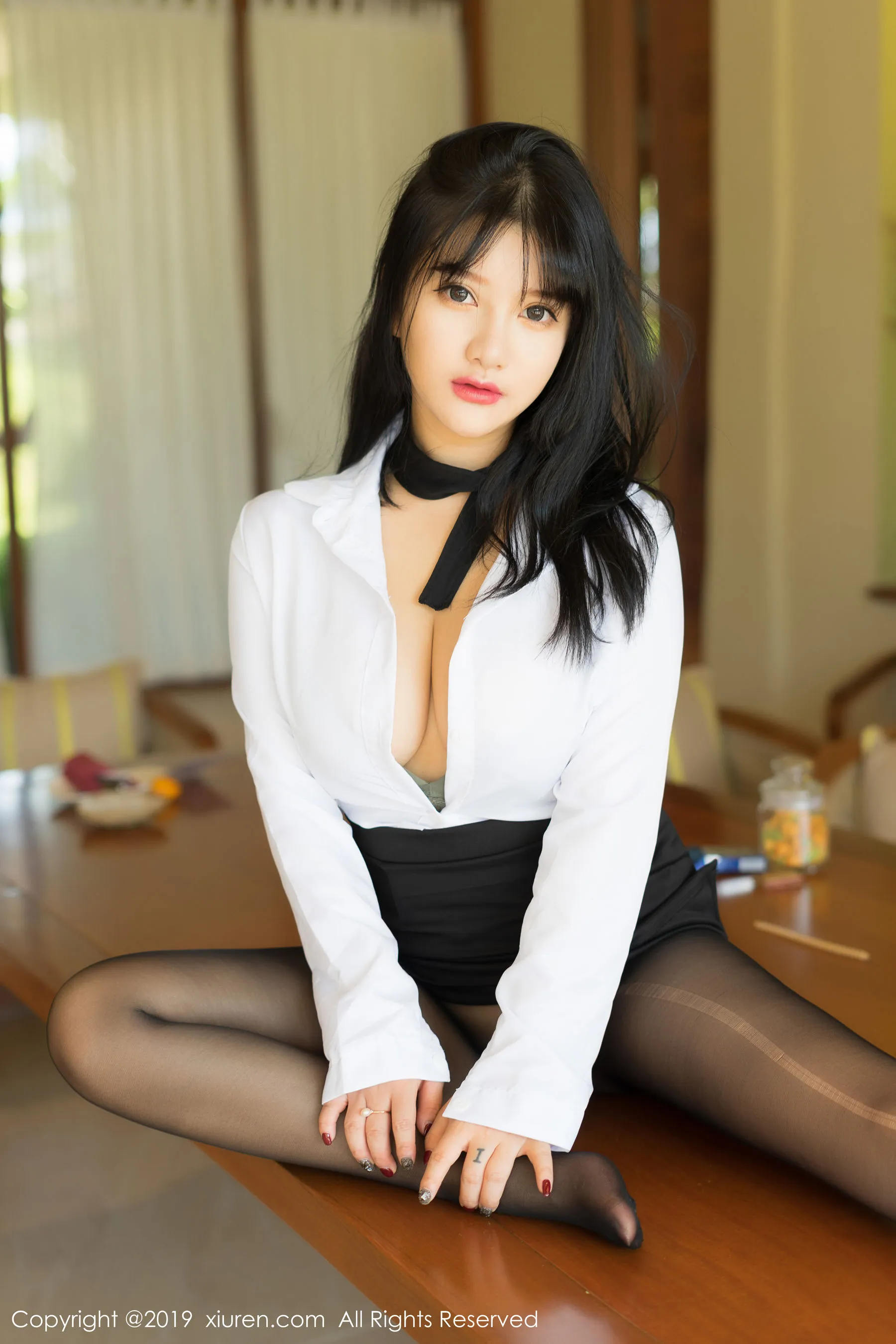  秀人 No.1653 小尤奈第1张