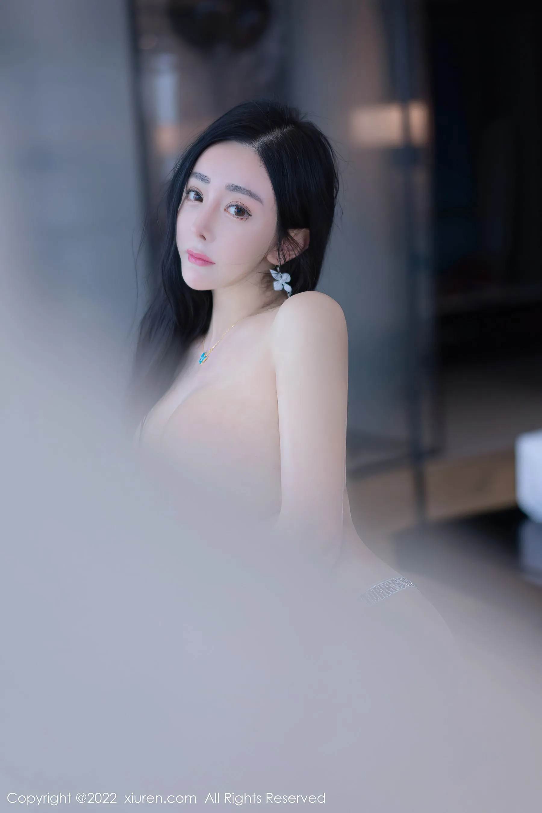  秀人网 No.4855 允爾 美臀美腿丰乳写真第8张