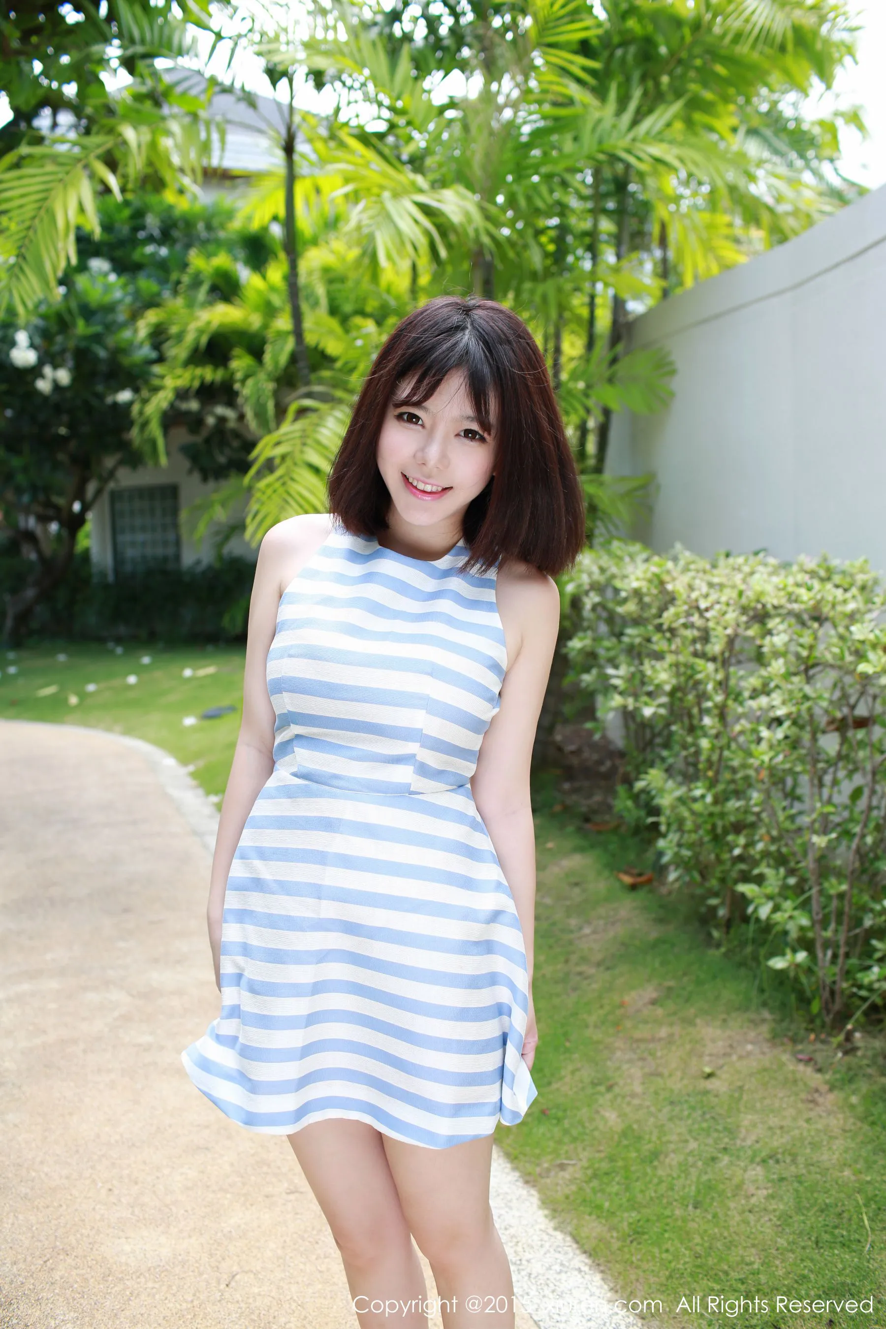 刘飞儿Faye《菲律宾宿务旅拍》小清新+小性感 秀人网 No.362第8张