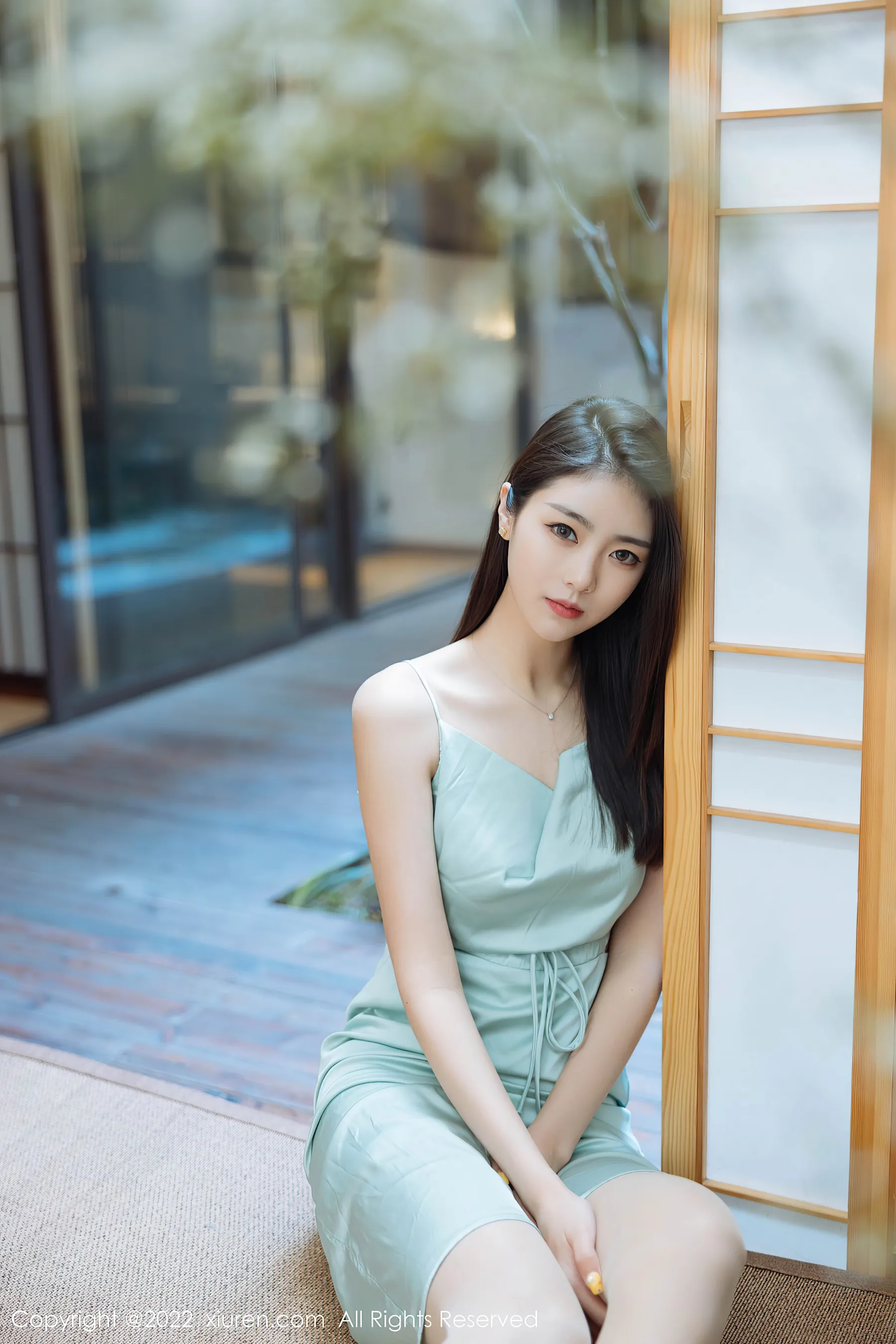  秀人网 No.4832 可樂Vicky 黑丝美腿第14张