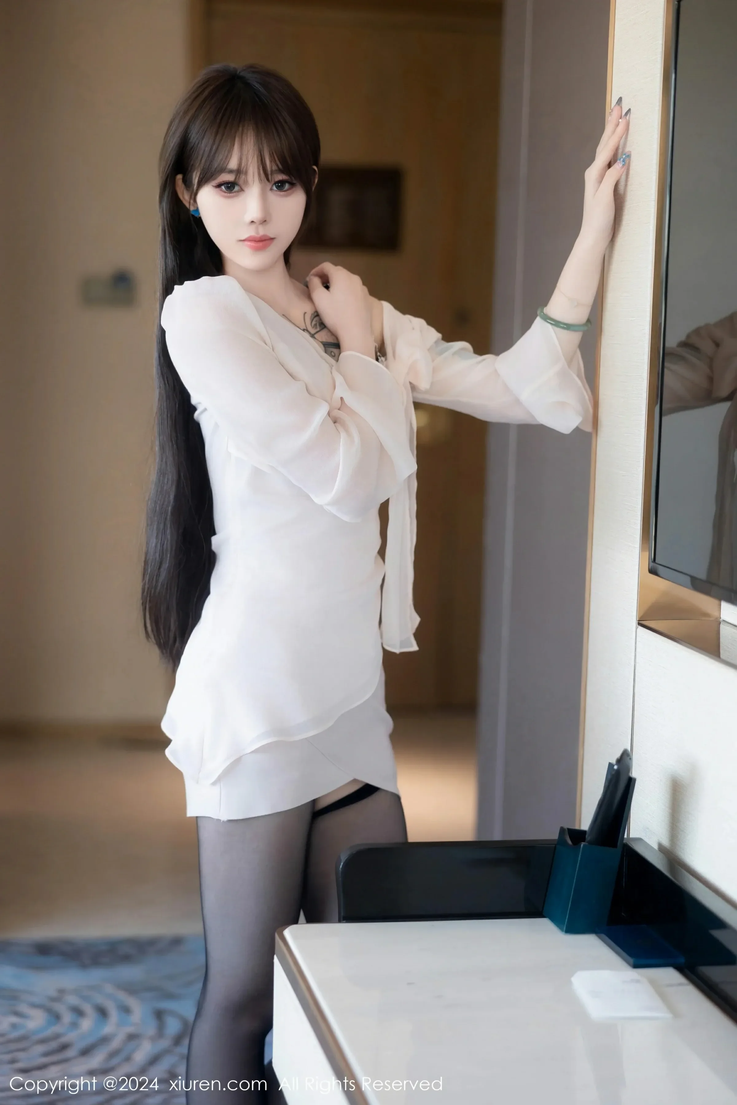  XiuRen 秀人 No.8591 奶瓶. [85P]第1张