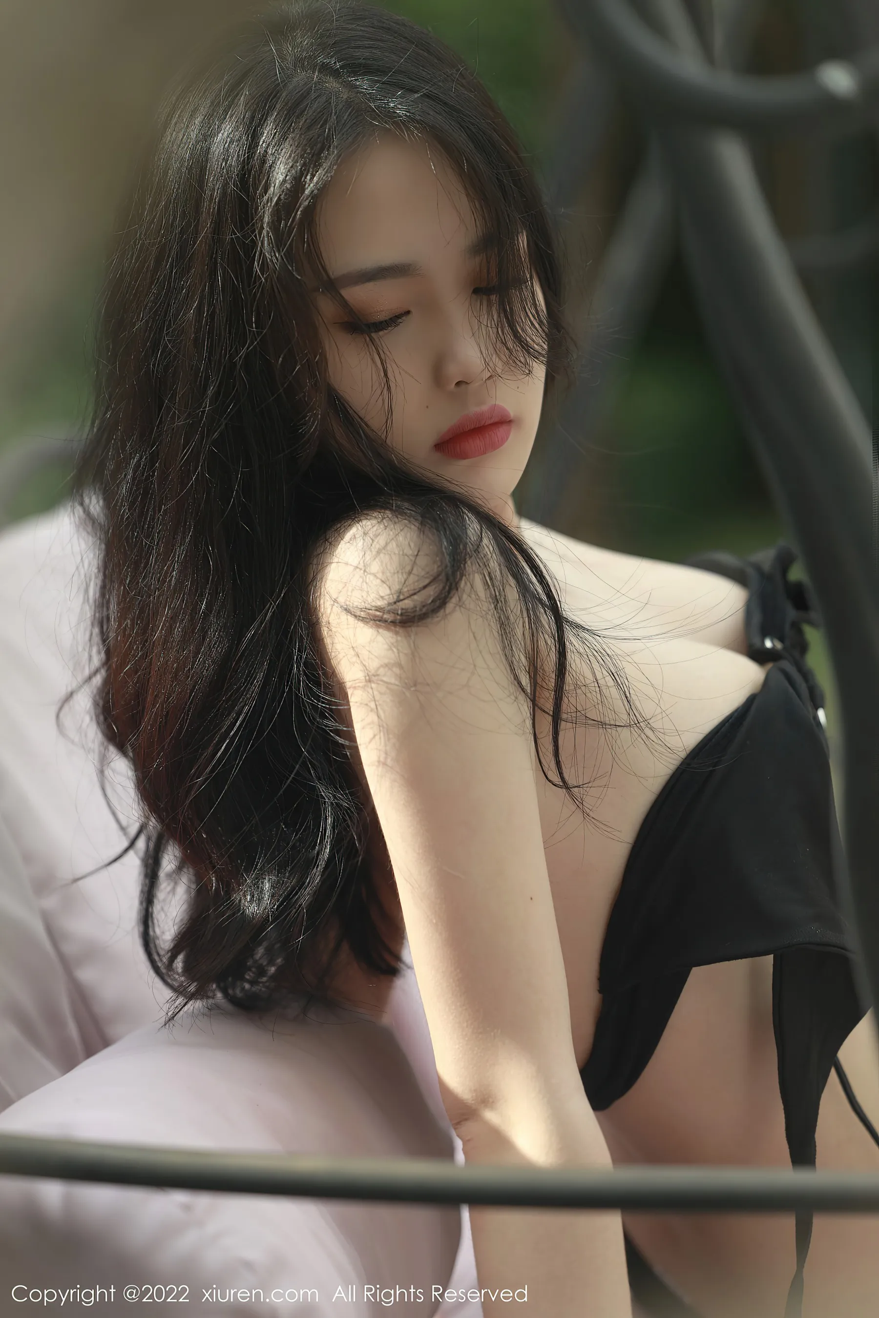  秀人网 No.4559 Niki可雅 海南岛旅拍第23张