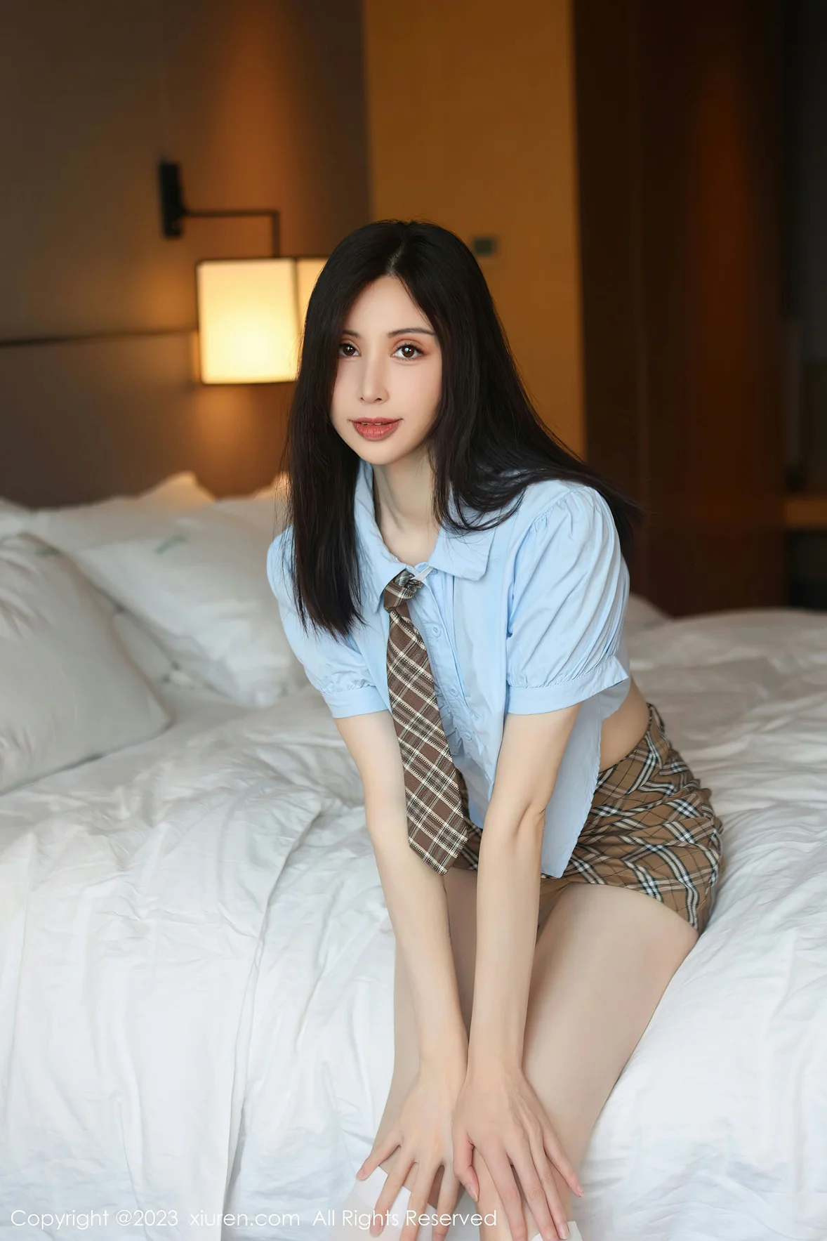  XiuRen 秀人 No.7306 曼柔 白色丝袜性感写真 [83P]第3张