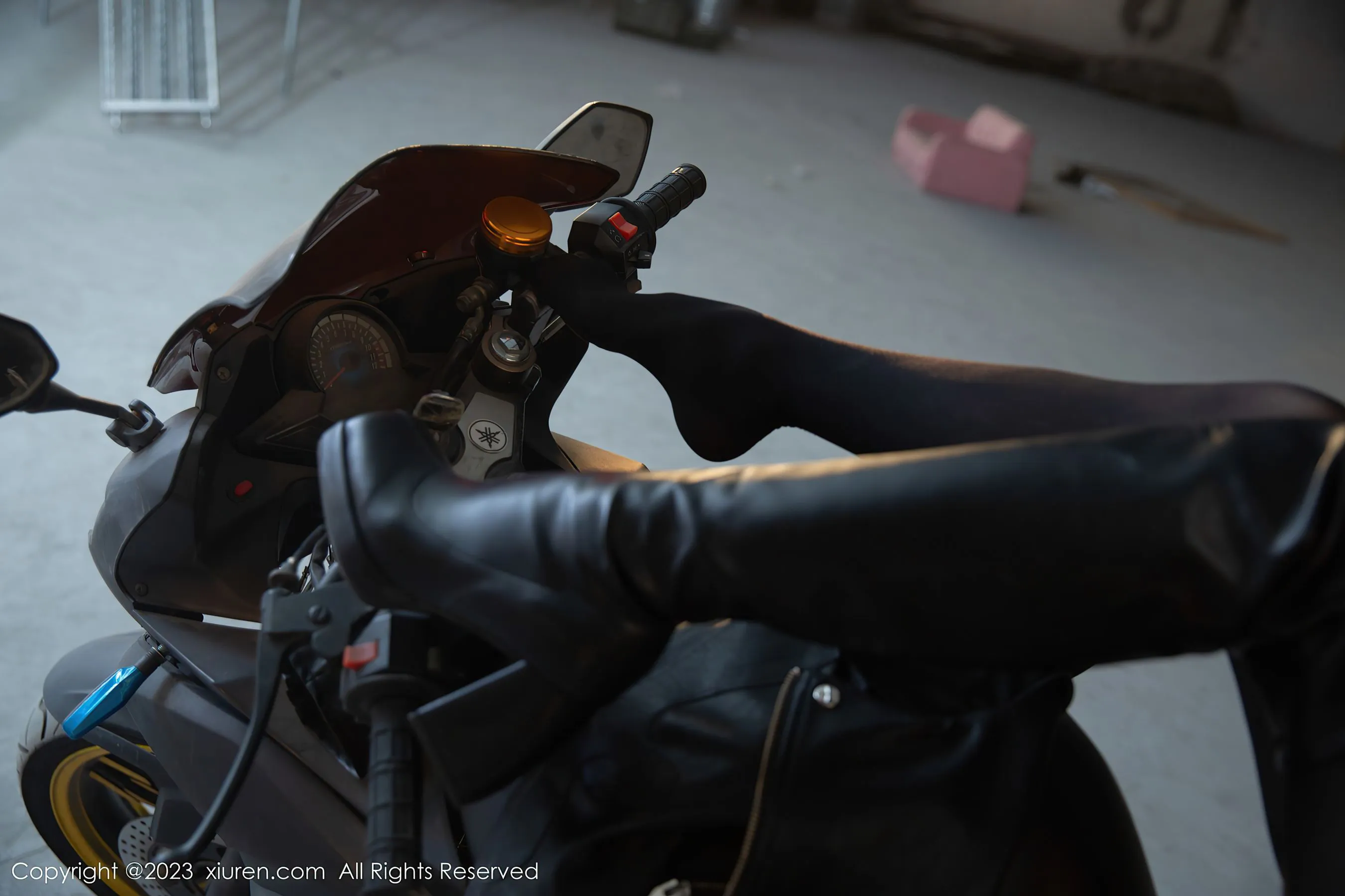  秀人网 No.6597 媛媛酱belle 机车少女第4张