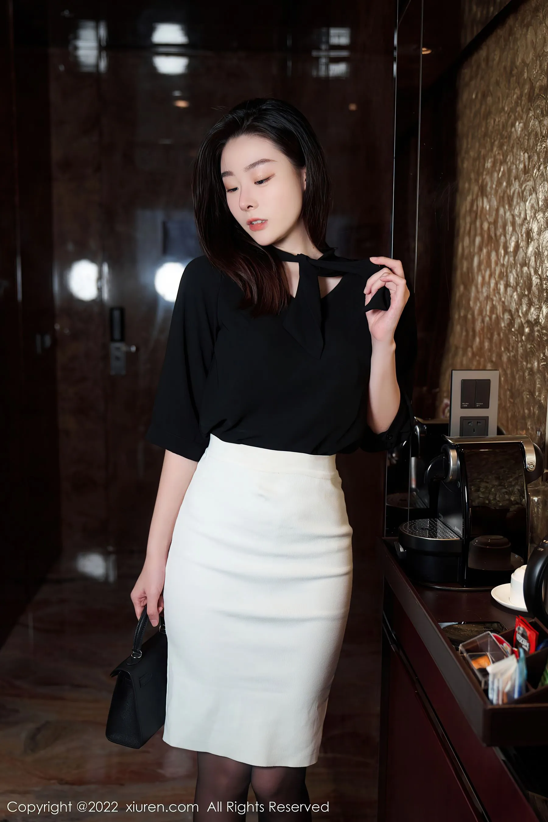  秀人网 No.5312 是小逗逗 短裙美腿第18张