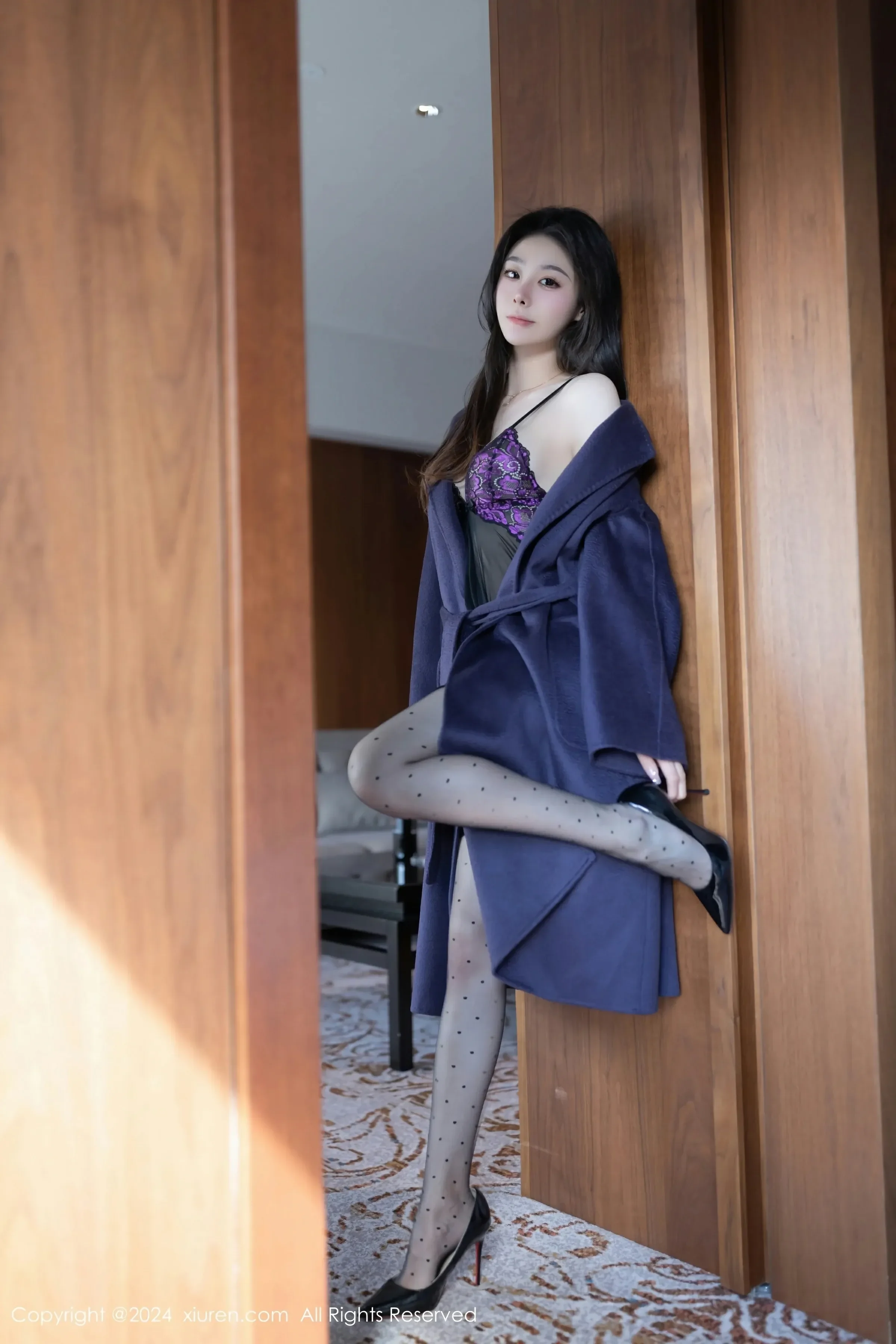  XiuRen 秀人 No.8195 小逗逗 [80P]第1张