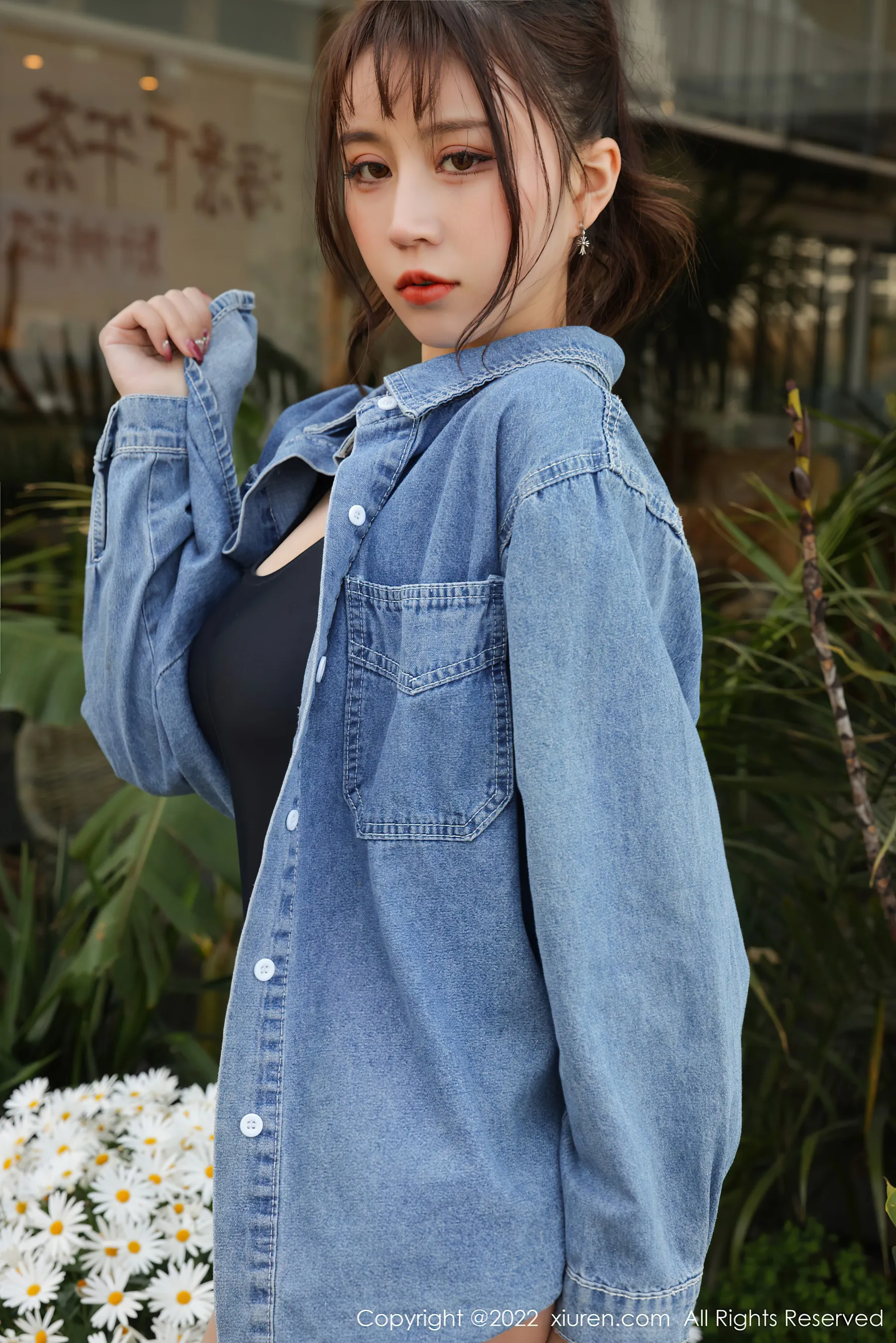  秀人网 No.4804 tina_甜仔 大理户外旅拍第12张