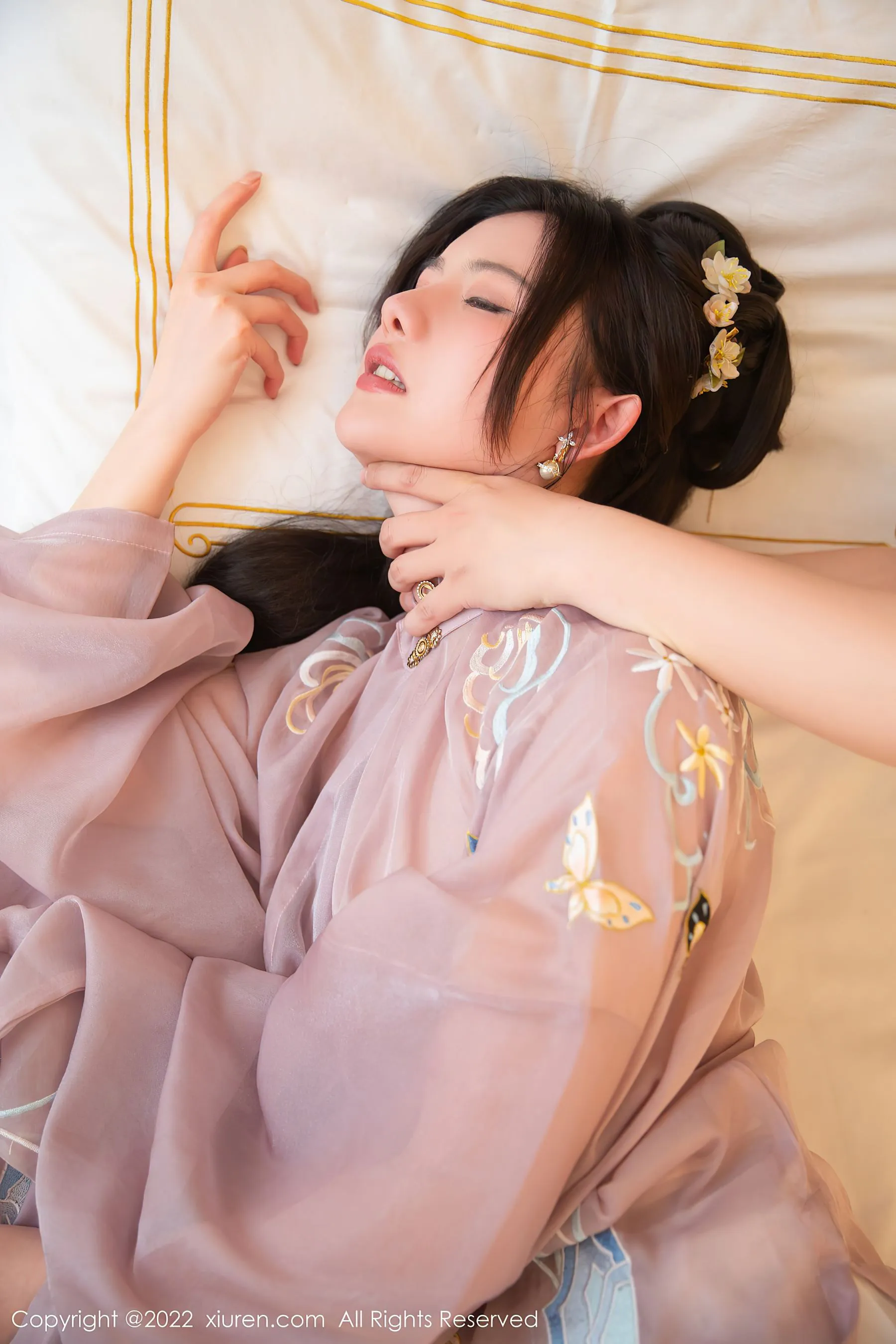  秀人网 No.4945 就是阿朱啊 古装美腿第5张