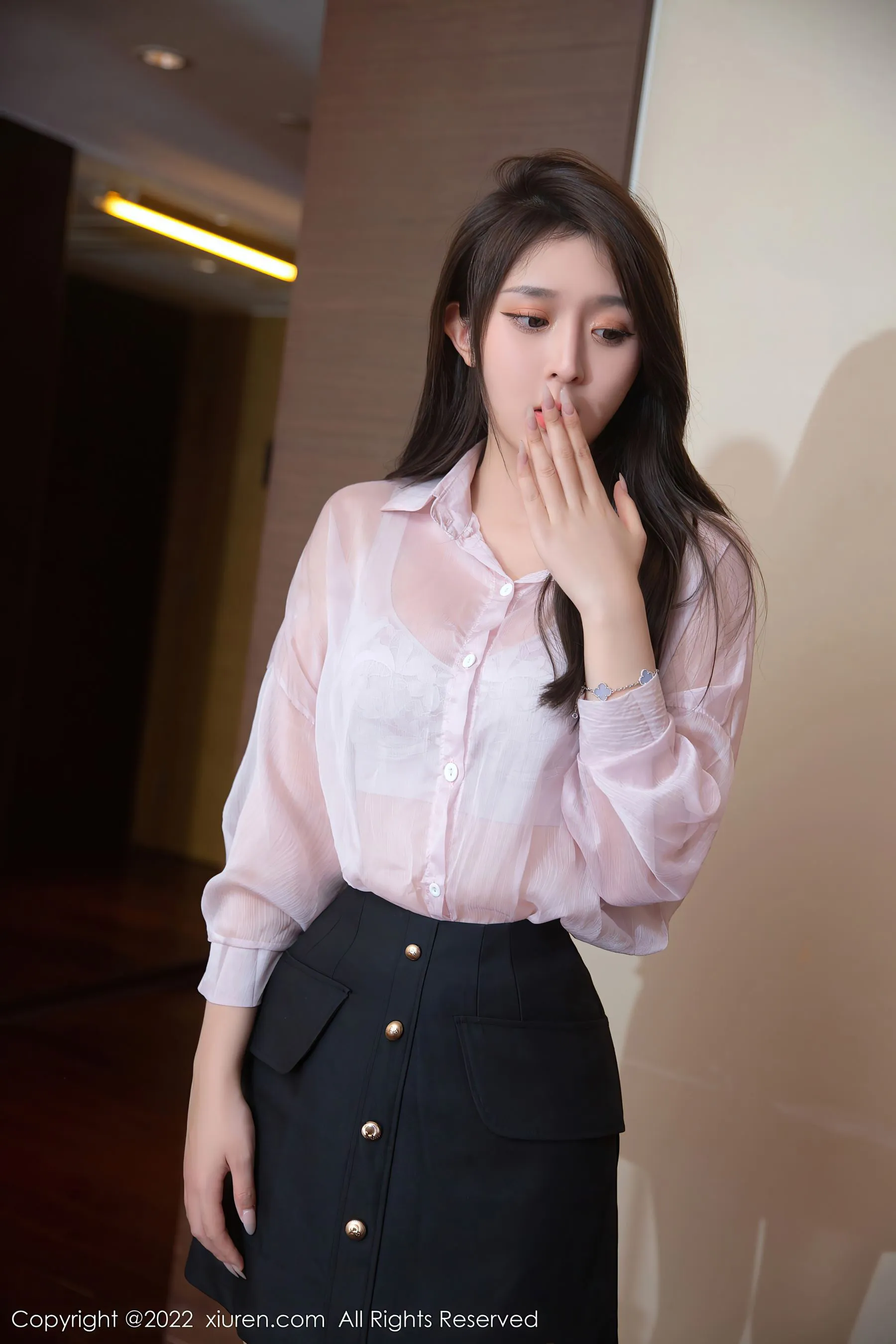  秀人网 No.5741 夏甜甜 短裙丝袜第19张