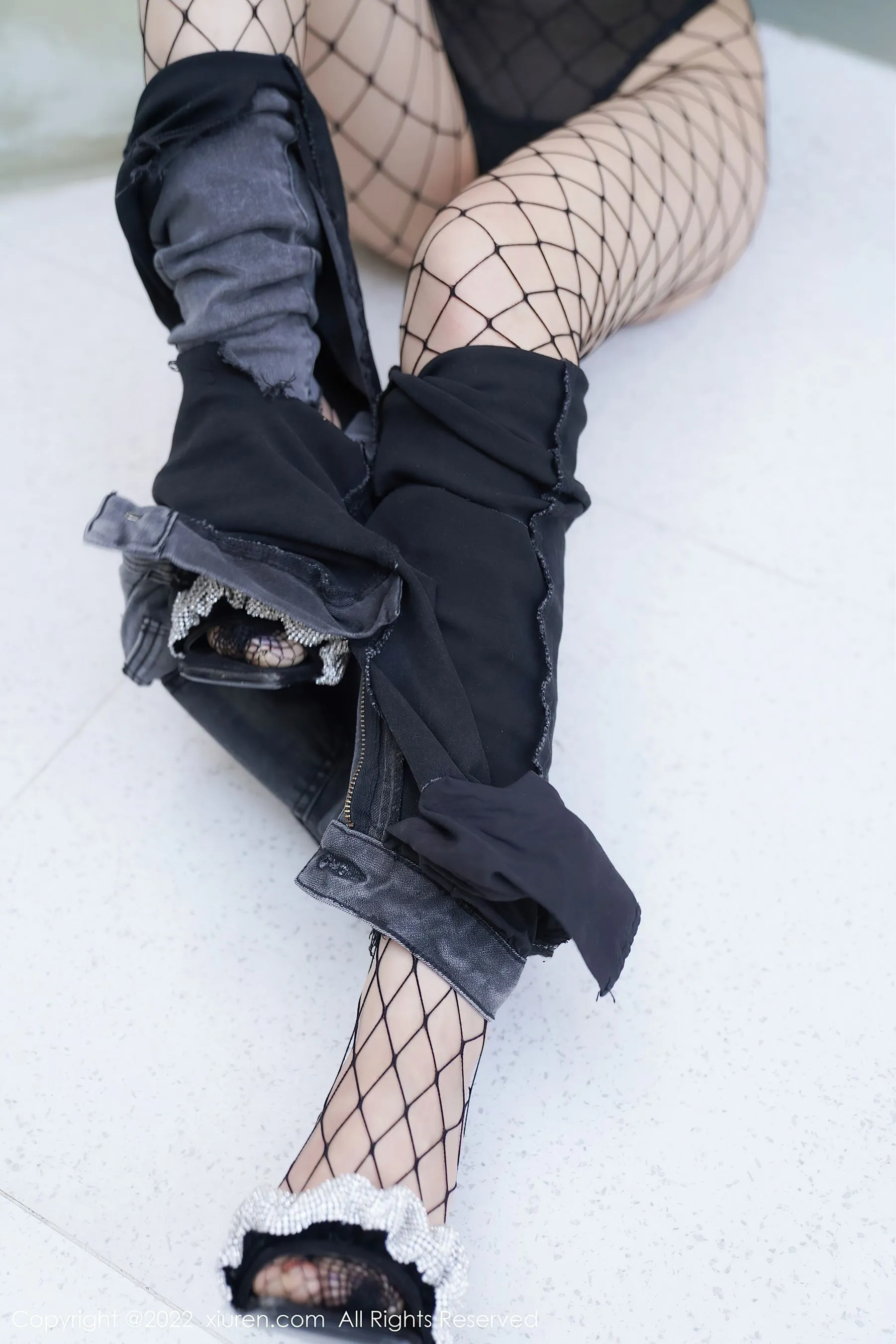  秀人网 No.5083 萌汉药baby 网格丝袜第14张