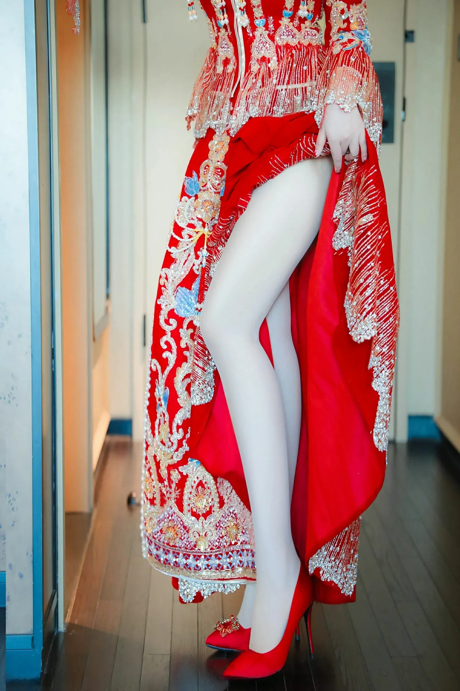  XiuRen 秀人 No.9823 蛋蛋宝 [79P]第2张