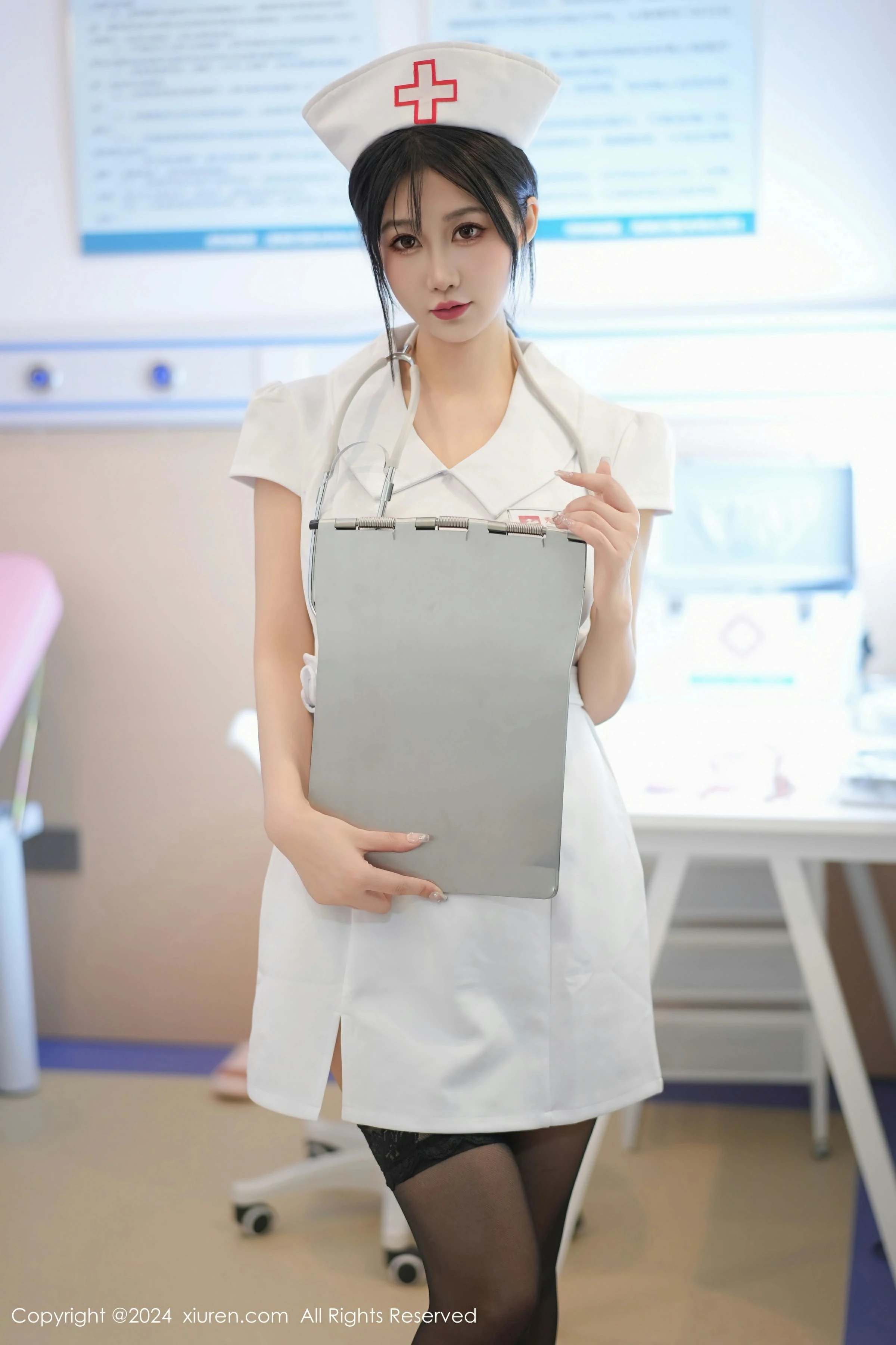  XiuRen 秀人 No.8512 laura阿姣 [87P]第1张