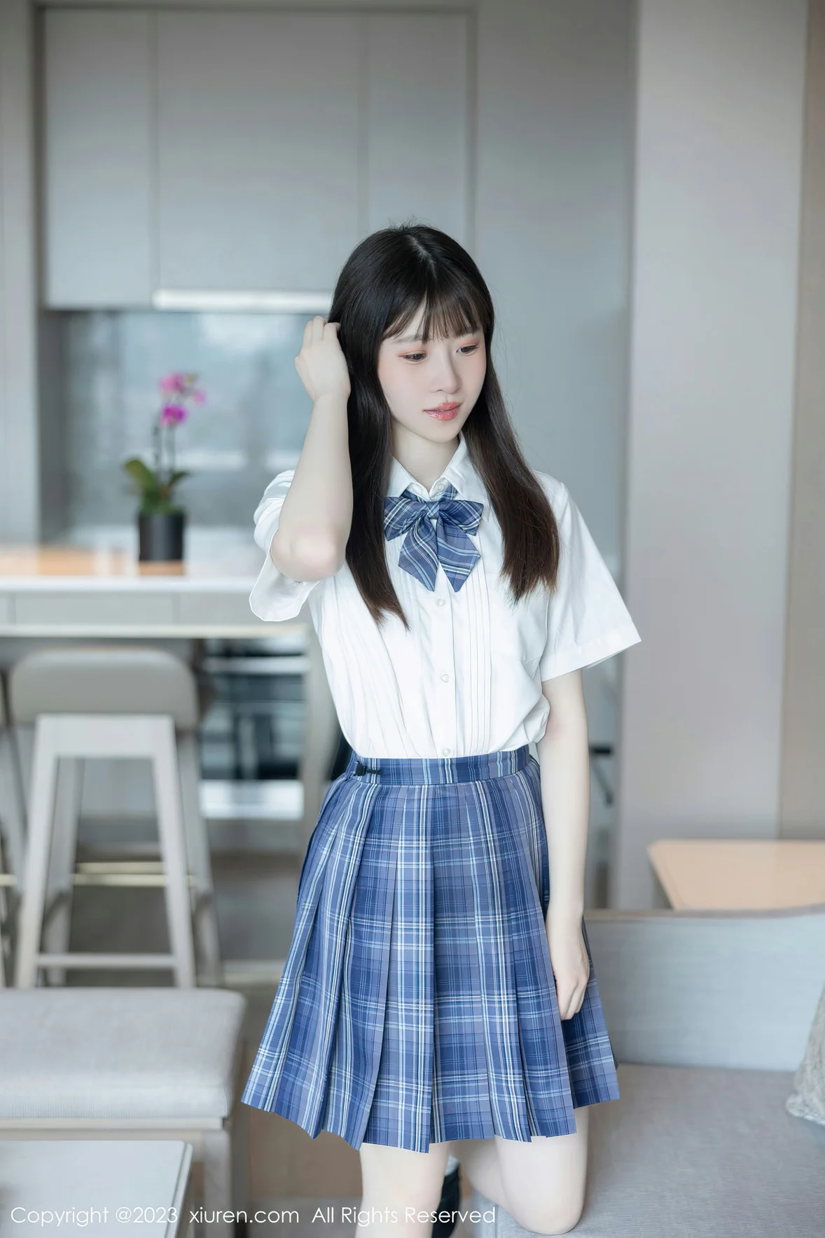  XiuRen 秀人 No.6993 林悠悠 jk短裙首套写真 [104P]第1张