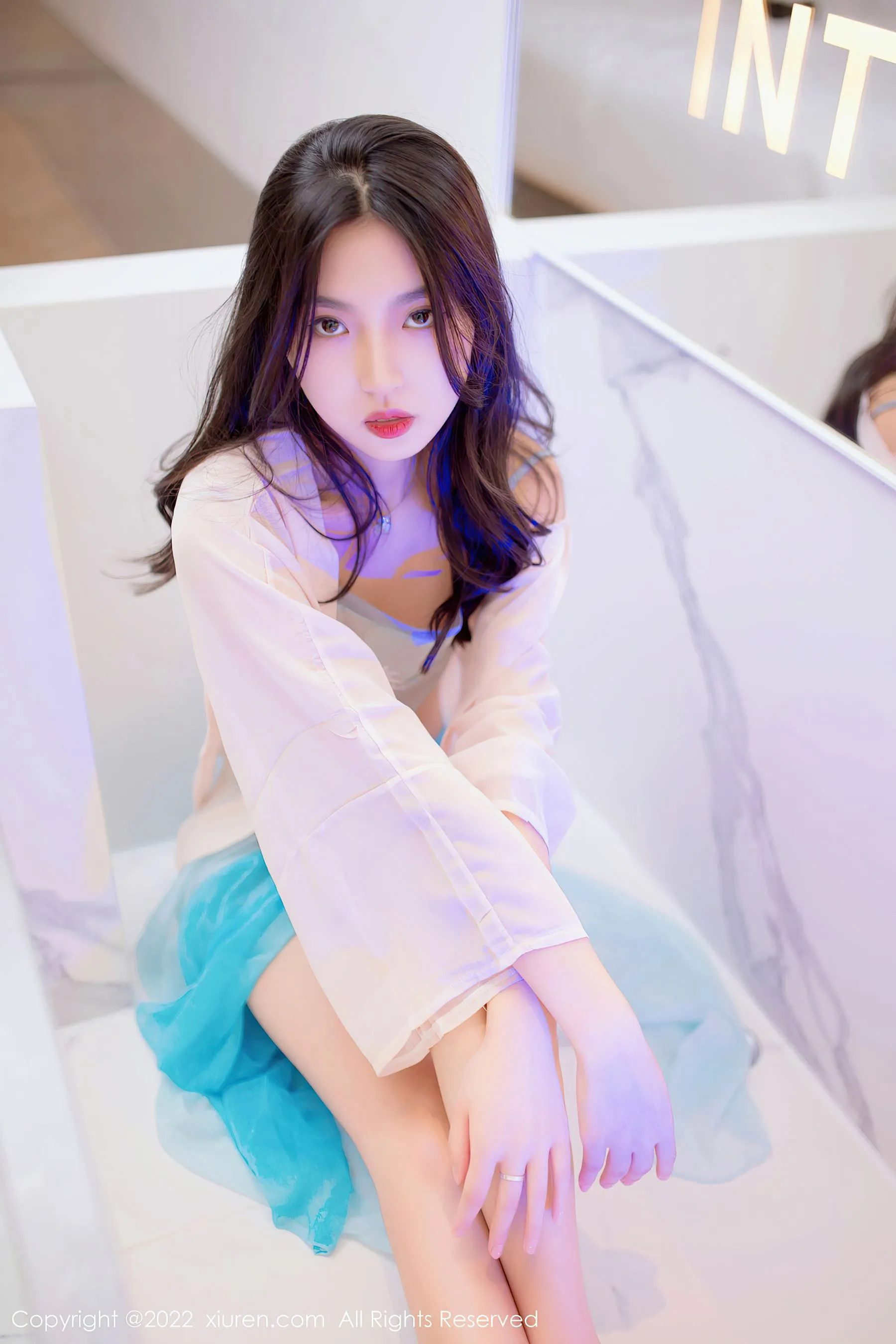  秀人网 No.5399 十九九 新人美腿第35张