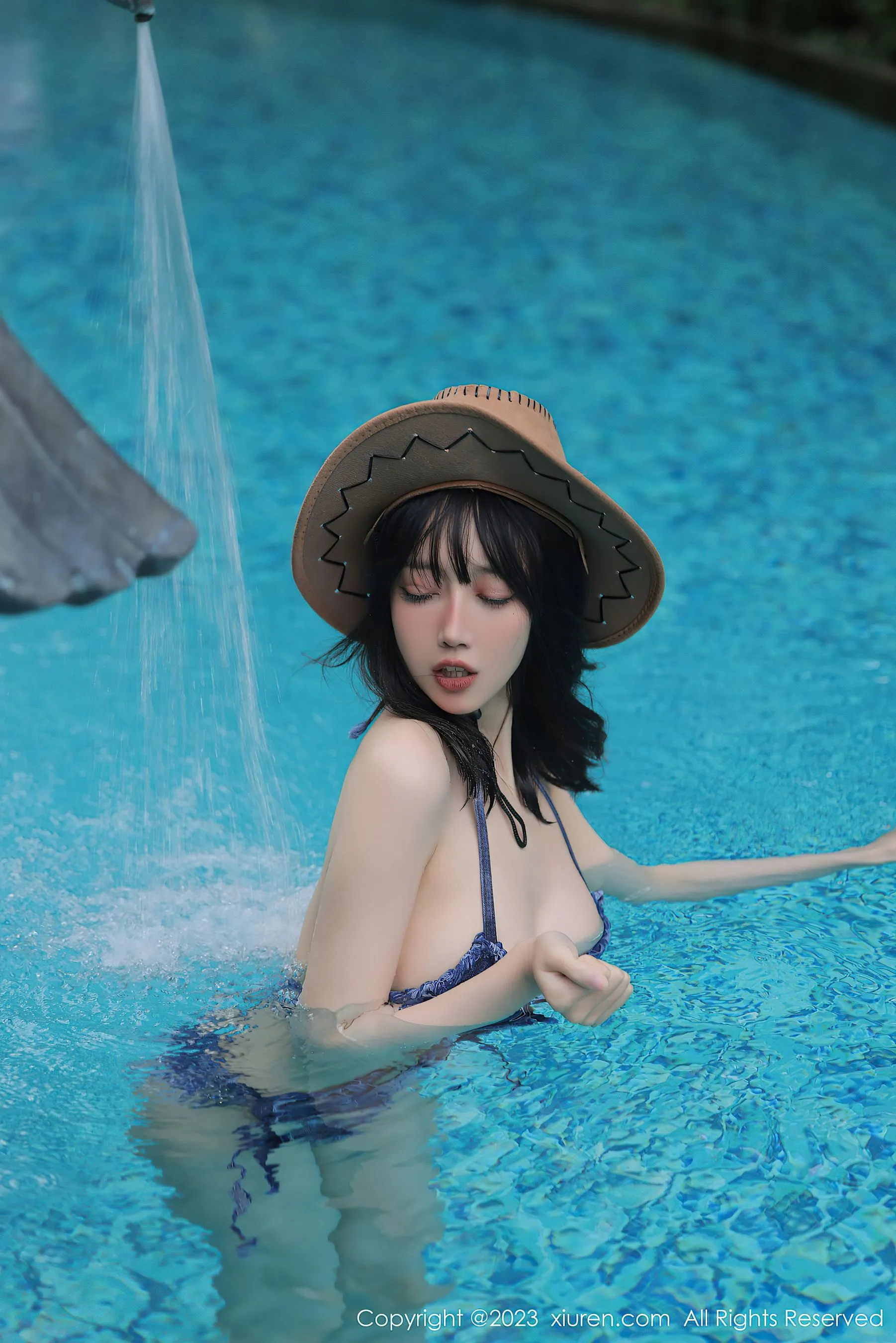  秀人网 No.6504 玥儿玥er 万宁旅拍第20张