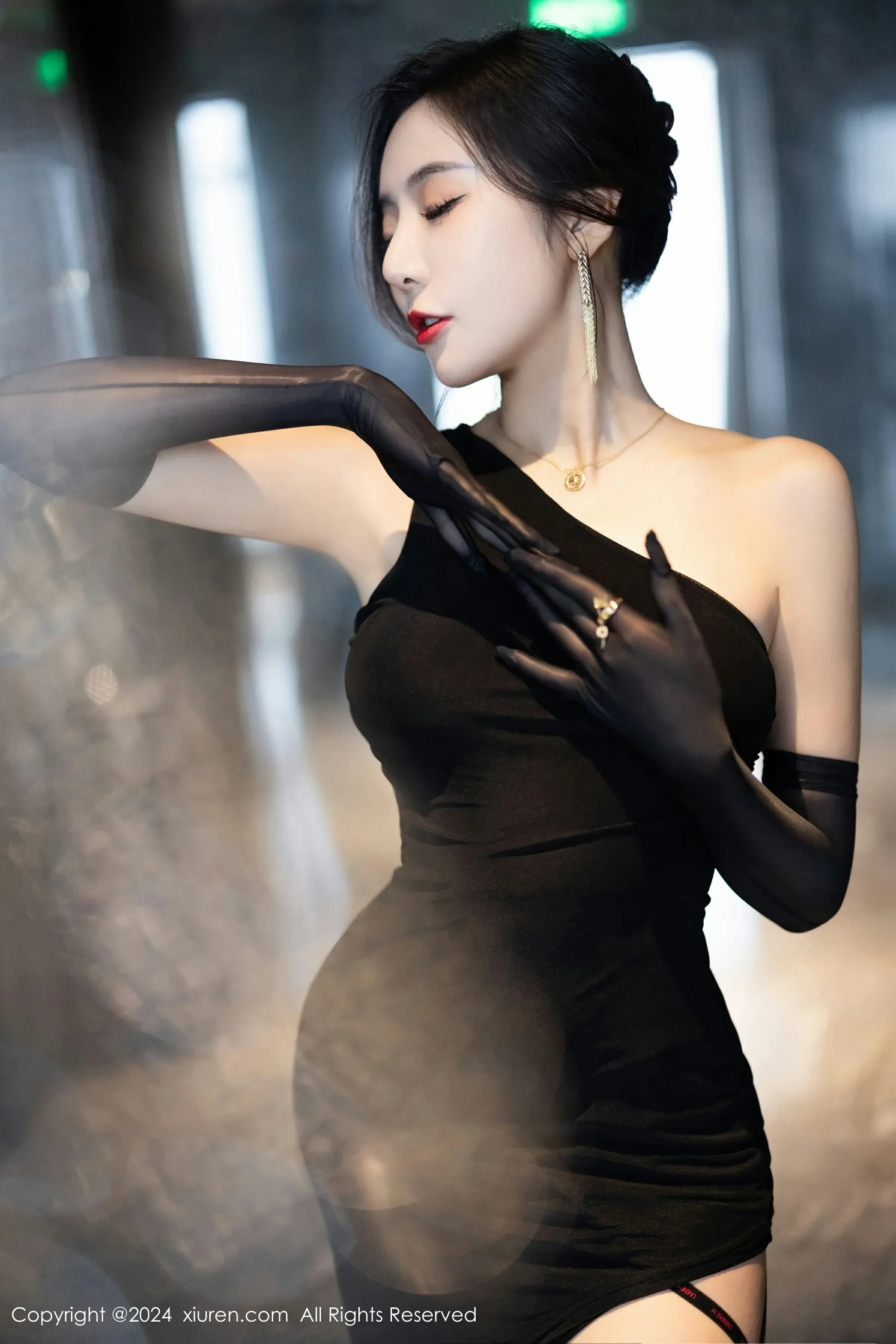  XiuRen 秀人 No.8194 王馨瑶yanni [82P]第3张