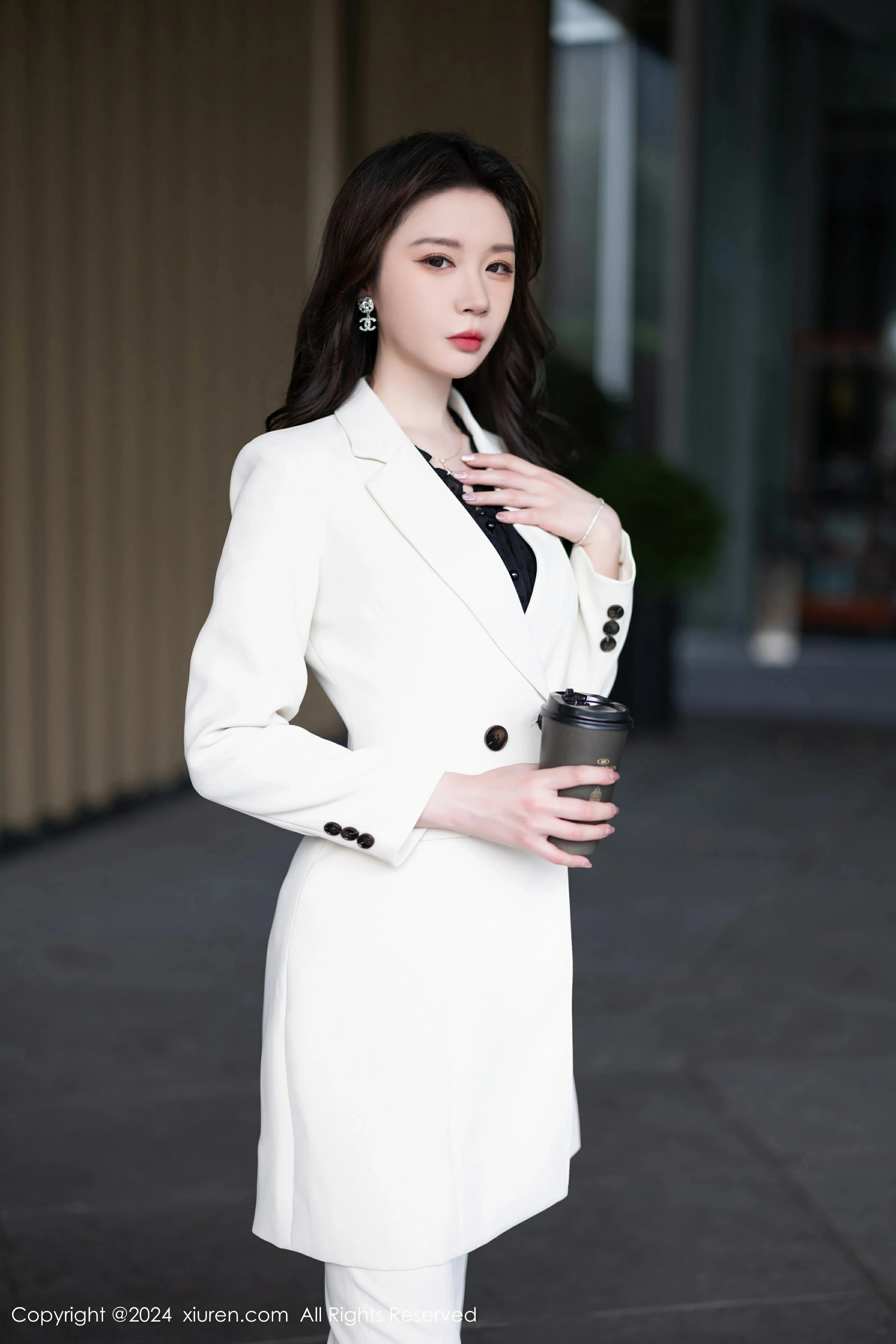  XiuRen 秀人 No.8354 梦心玥 [90P]第2张