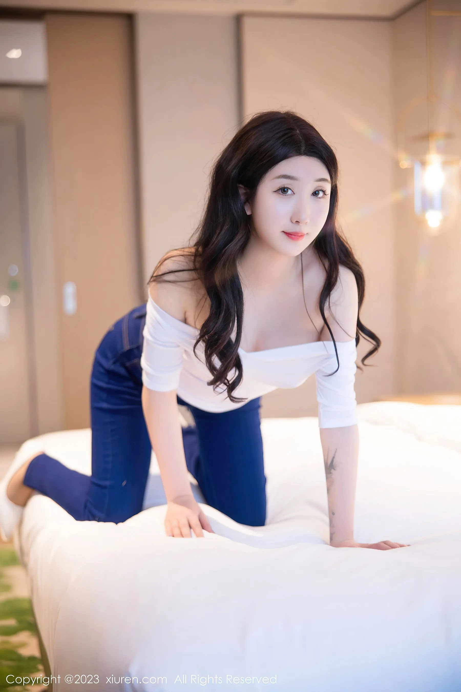  秀人网 No.6570 江真真 牛仔裤美臀第2张