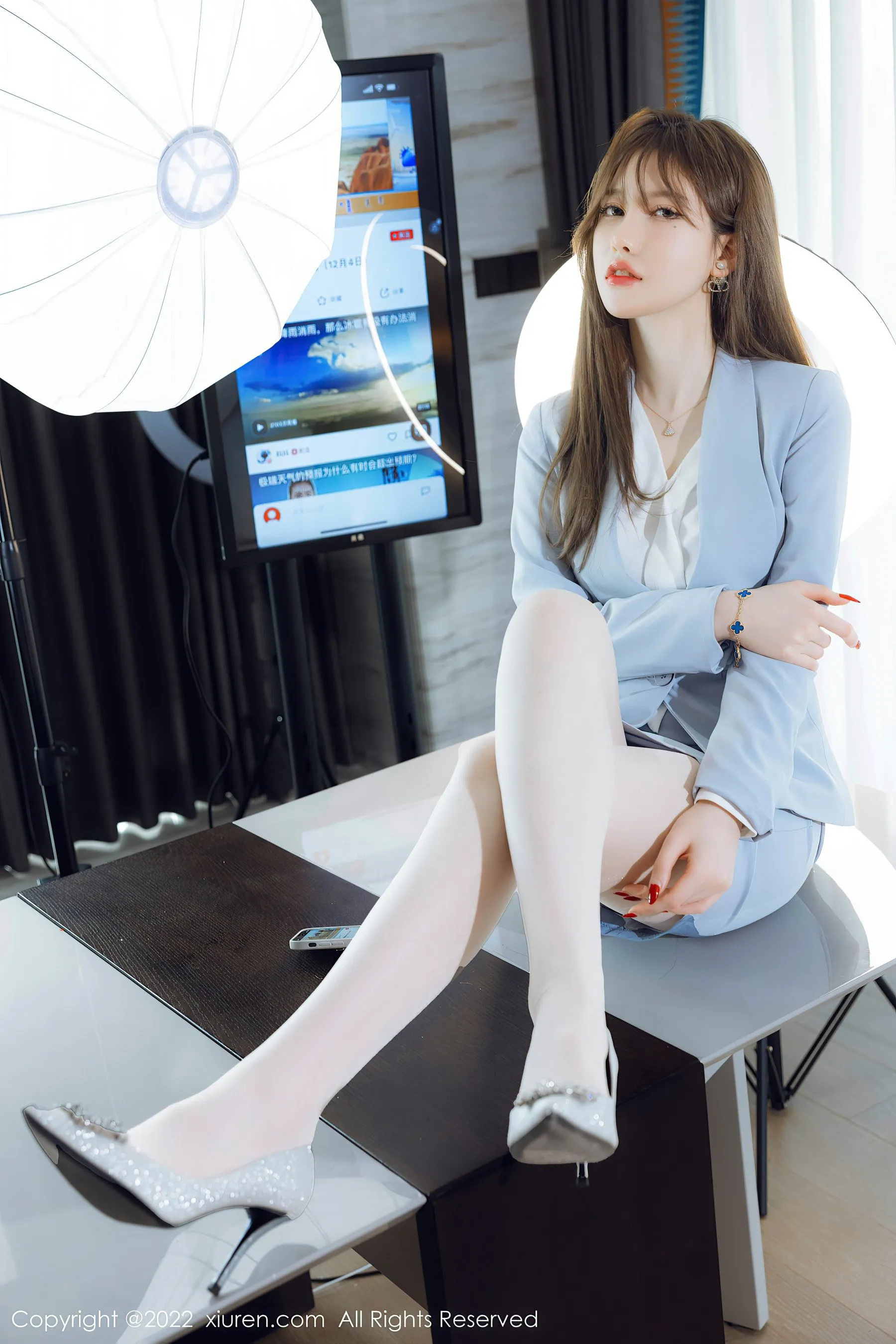  秀人网 No.4658 美桃酱 丝袜美臀第6张