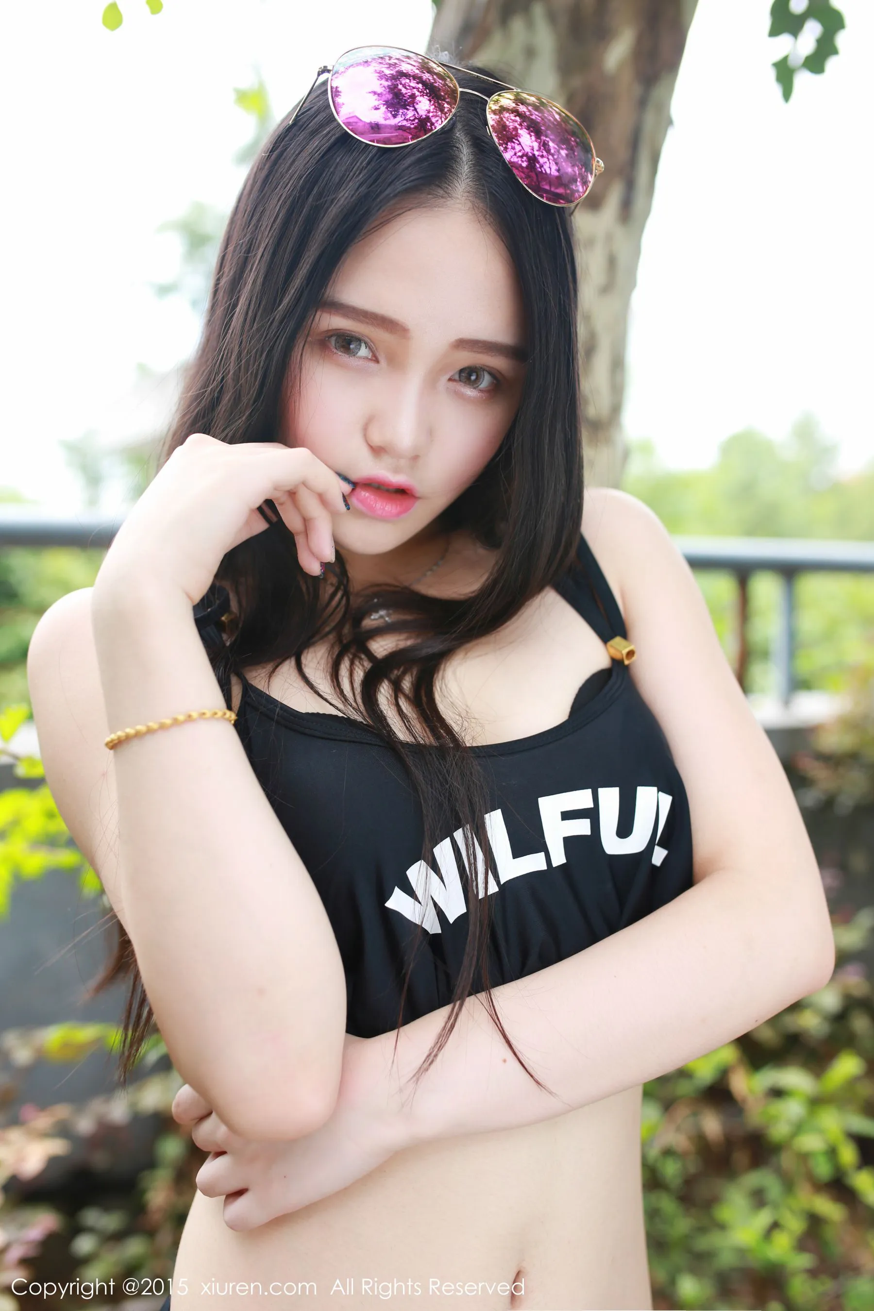  佩佩_Cassie《小清新外拍比基尼》 秀人网 No.378第12张