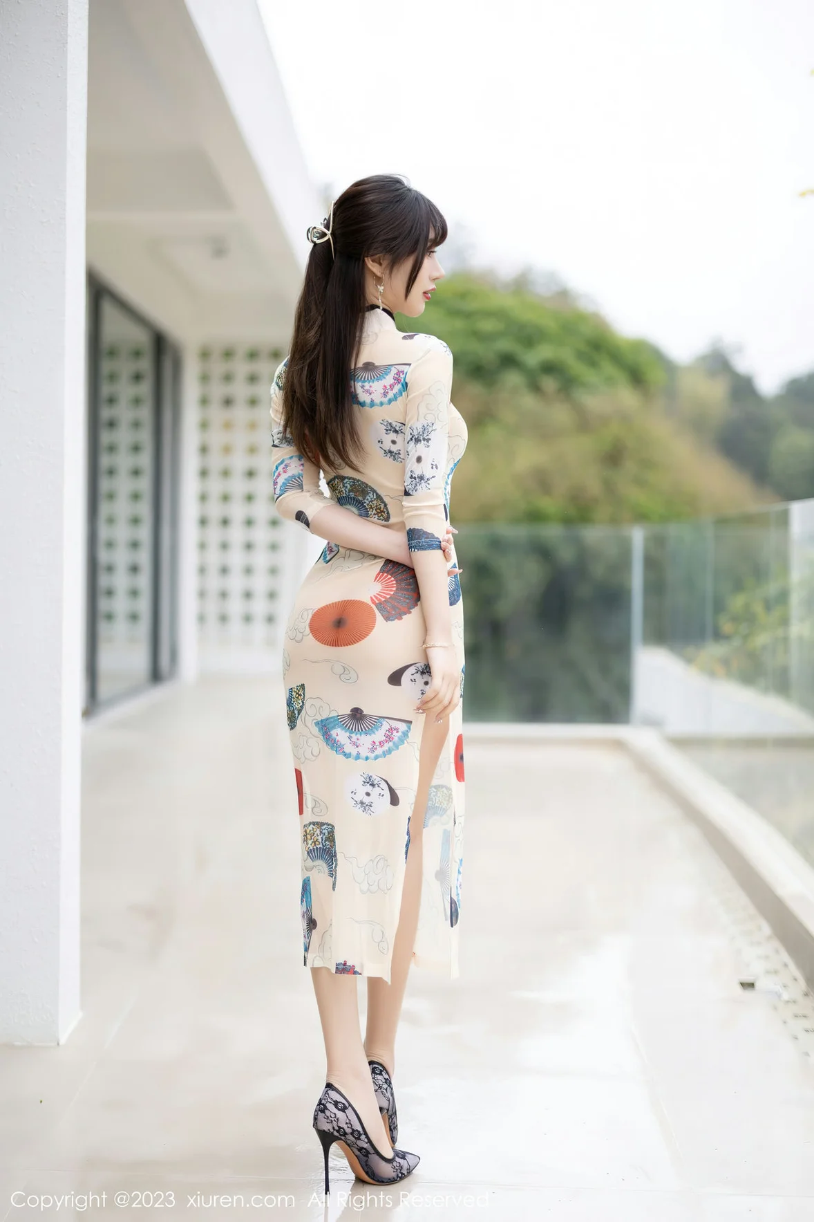  XiuRen 秀人 No.6831 张欣欣 轻透情趣服饰海南岛旅拍 [73P]第8张